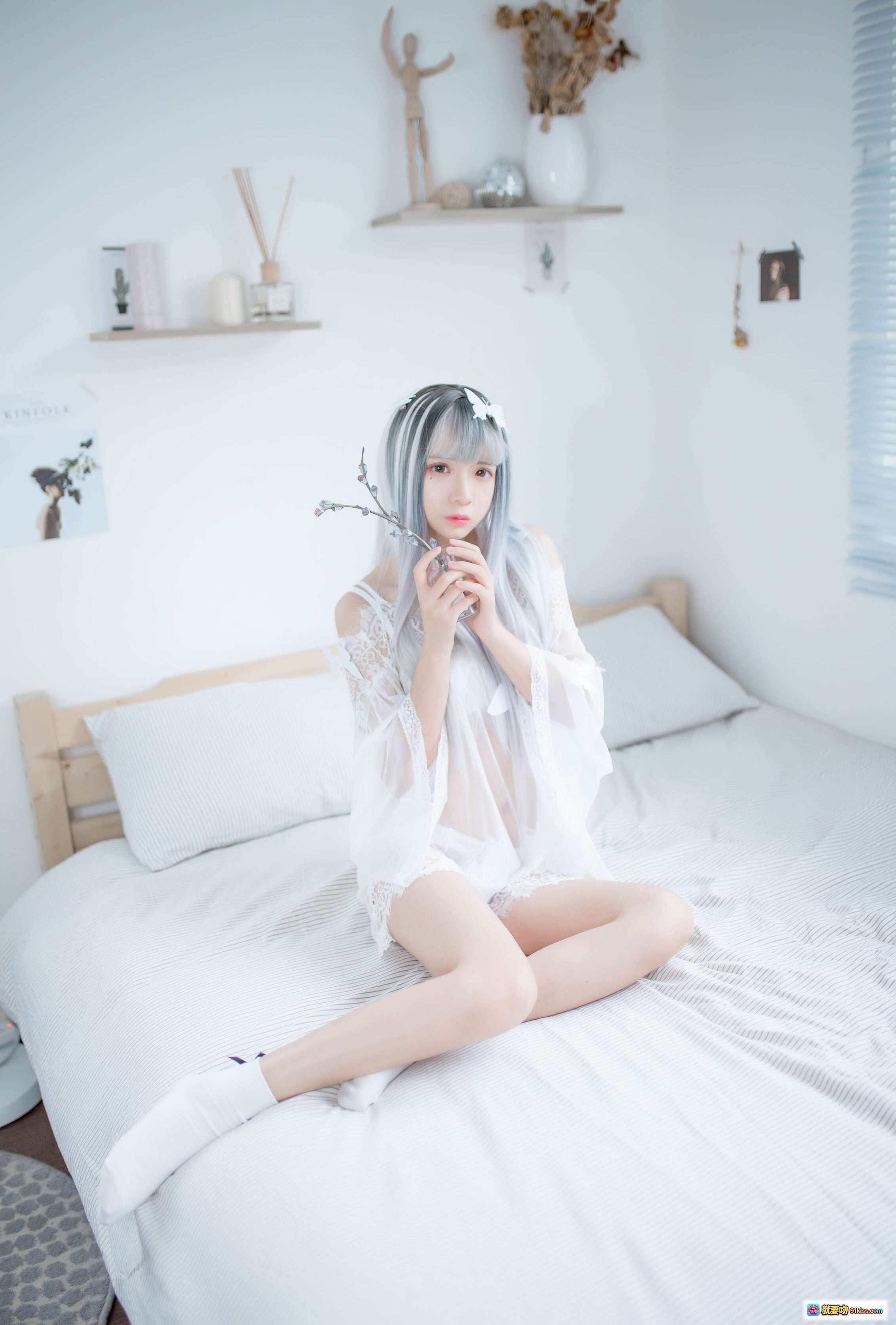 图片[4] - 疯猫ss NO.071 白纱写真 33P 125MB 银发少女 透明薄纱 纯欲风 室内床拍 清新自然 光影柔和 甜美系 cosplay 高清图集 - 就要吻