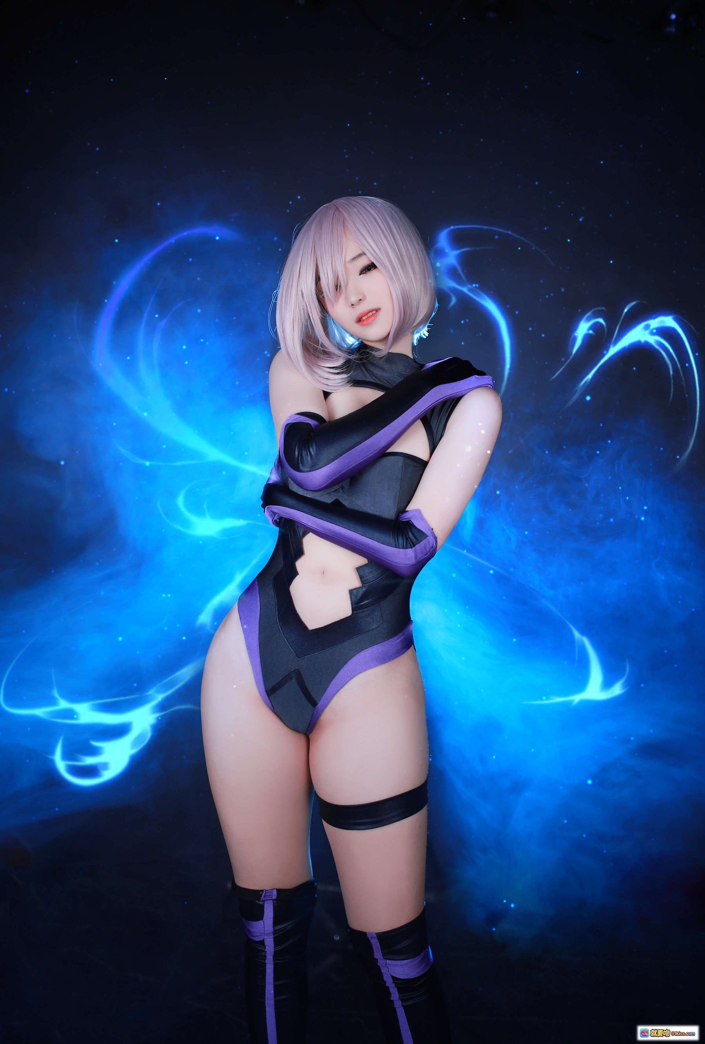 Bambi Cosplay Fate/Grand Order Mash Kyrielight Shielder 紫黑战衣 星空蓝光特效 二次元美少女角色扮演 - 就要吻