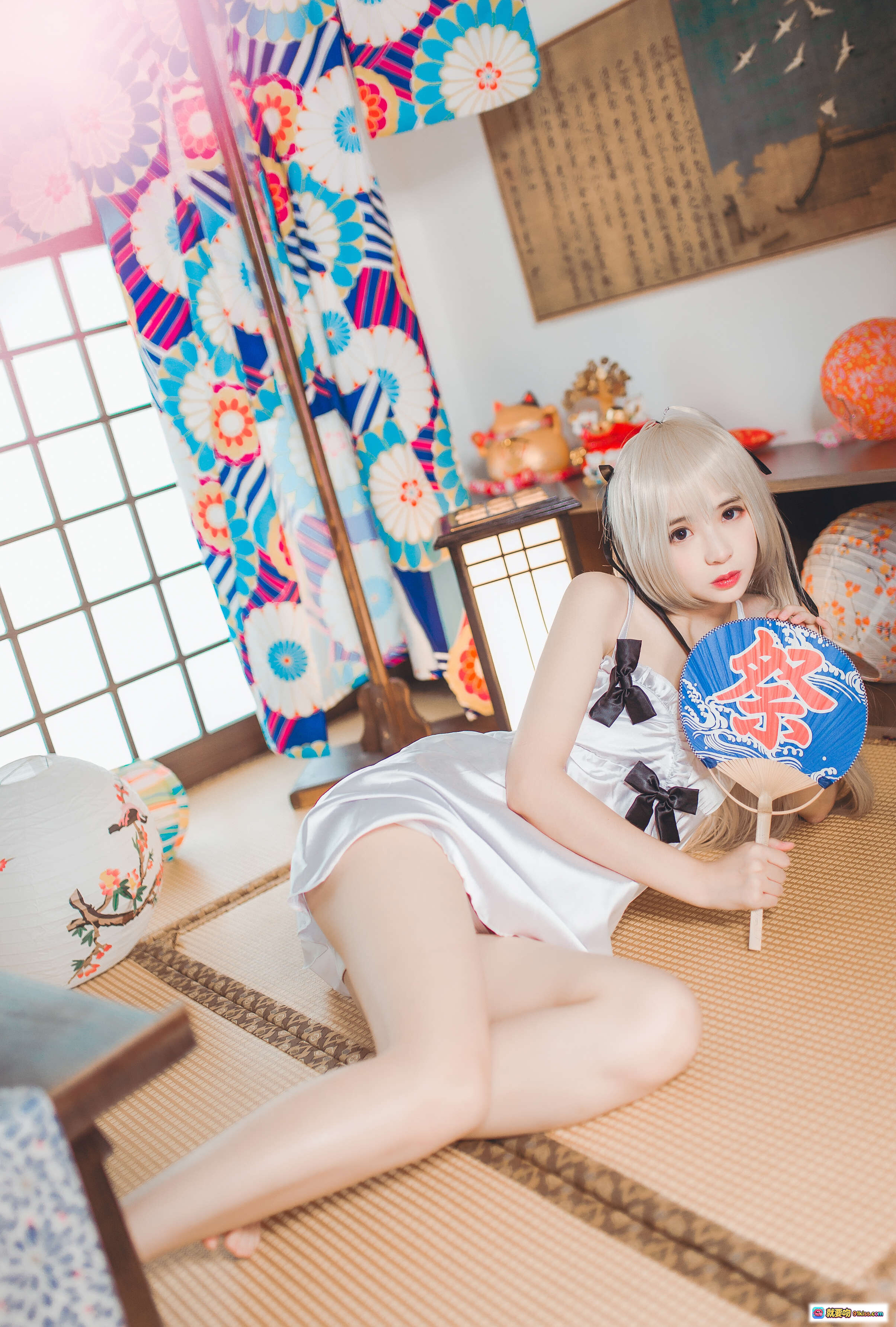 图片[6] - 疯猫ss NO.087 穹妹睡衣写真 日式和风茶席美少女Cosplay 白发黑丝清纯诱惑 50P高清图集 - 就要吻