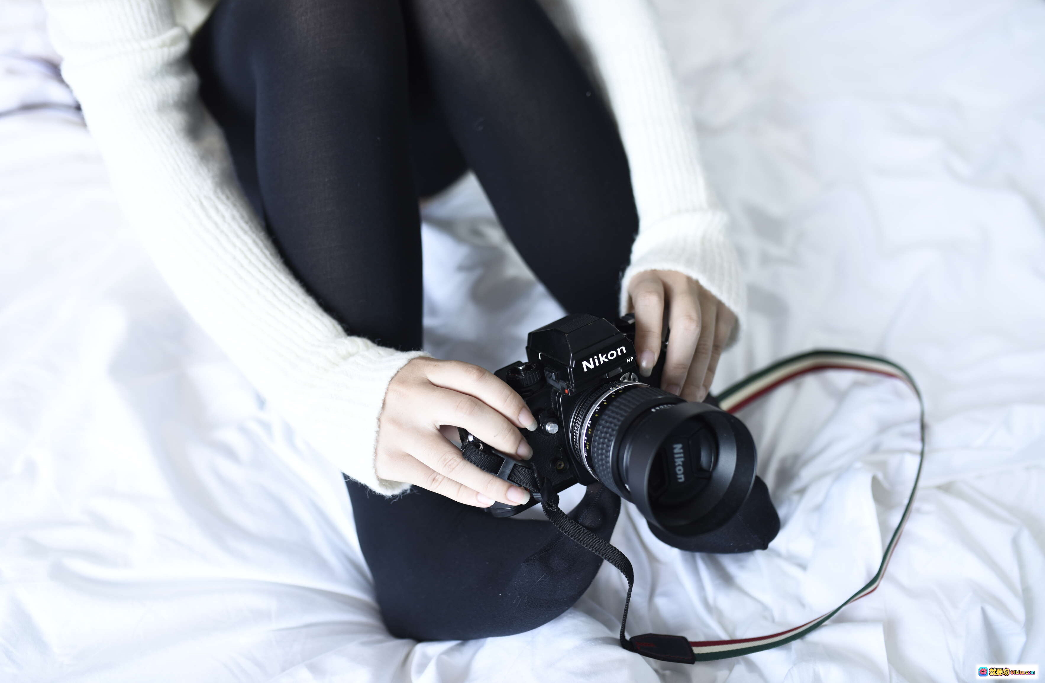 图片[5] - 九曲Jean NO.024 霞之丘诗羽居家常服写真 白毛衣黑丝紫发少女室内坐姿美图 45P高清摄影 - 就要吻