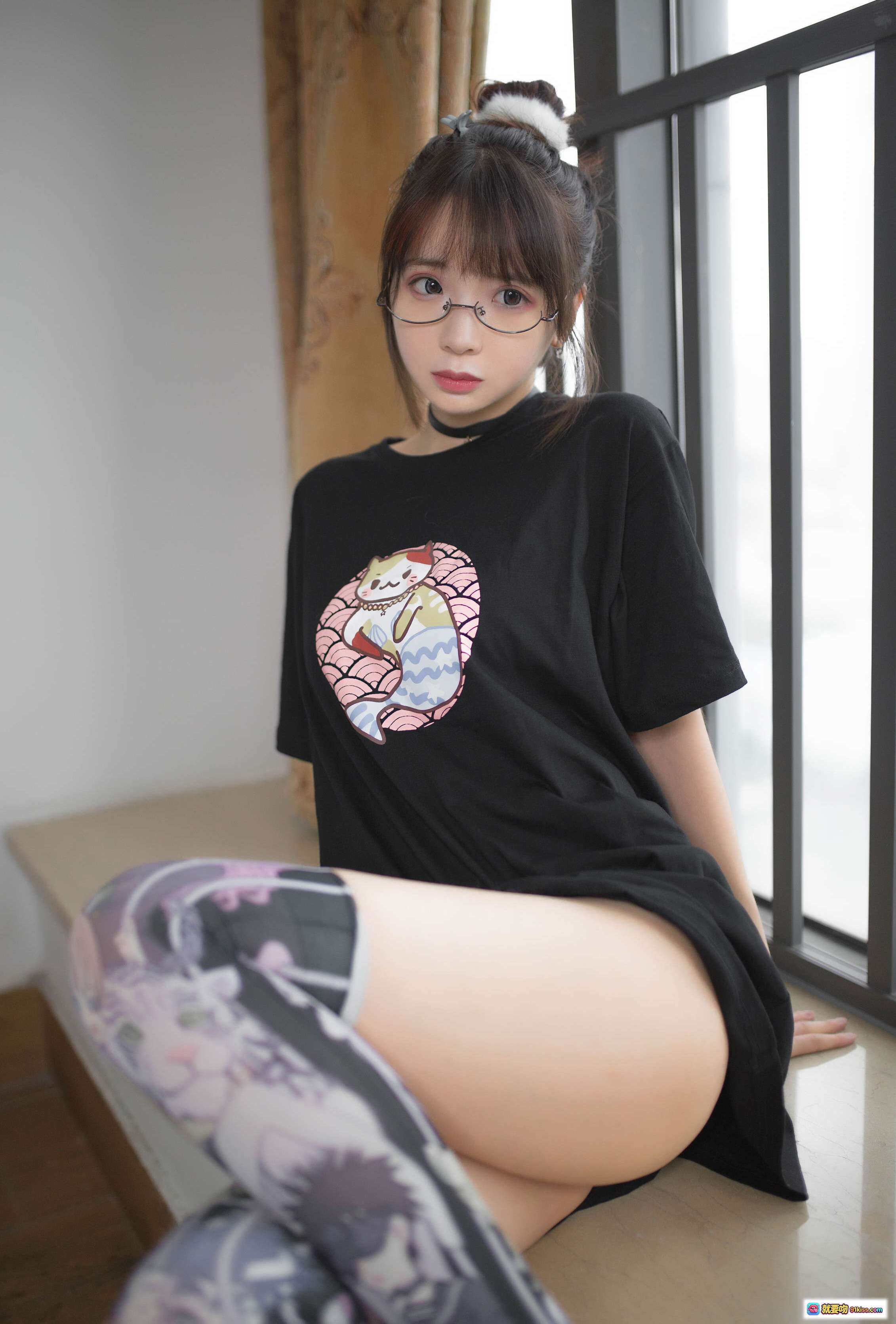 图片[8] - 疯猫ss NO.073 黑猫2 22P 80MB 眼镜少女黑T印花动漫丝袜写真美图 - 就要吻