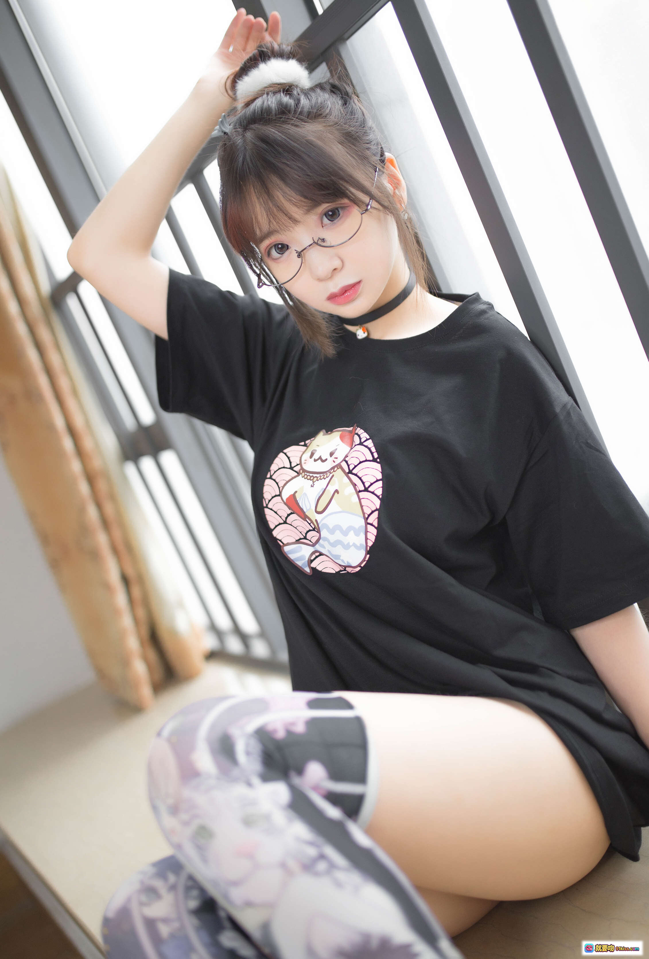 图片[3] - 疯猫ss NO.073 黑猫2 22P 80MB 眼镜少女黑T印花动漫丝袜写真美图 - 就要吻