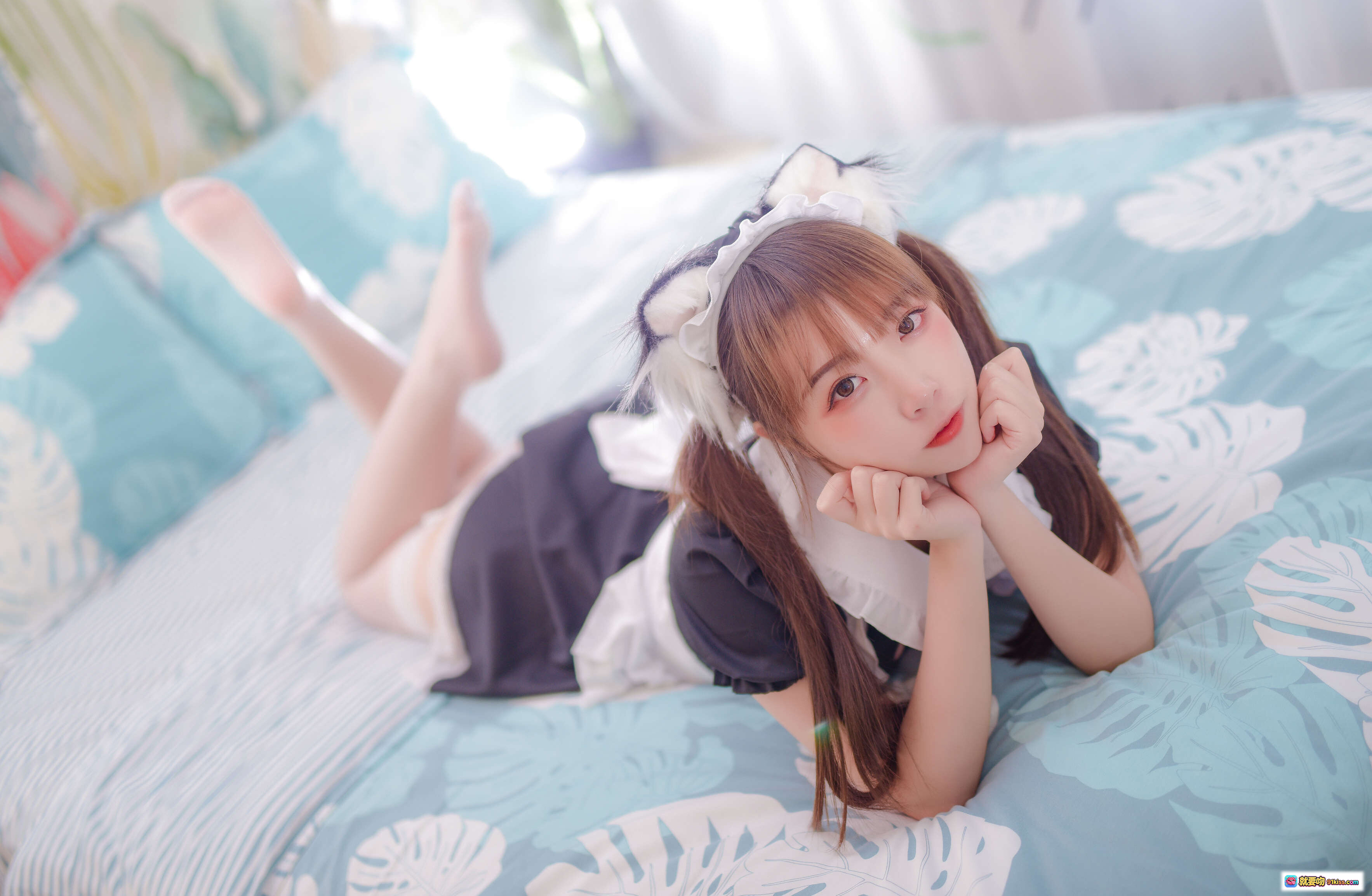 图片[10] - 二佐Nisa NO.046 猫耳女仆写真 甜美双马尾 白丝蕾丝边 床上慵懒姿势 热带植物背景 清新少女风 44P高清图集 - 就要吻