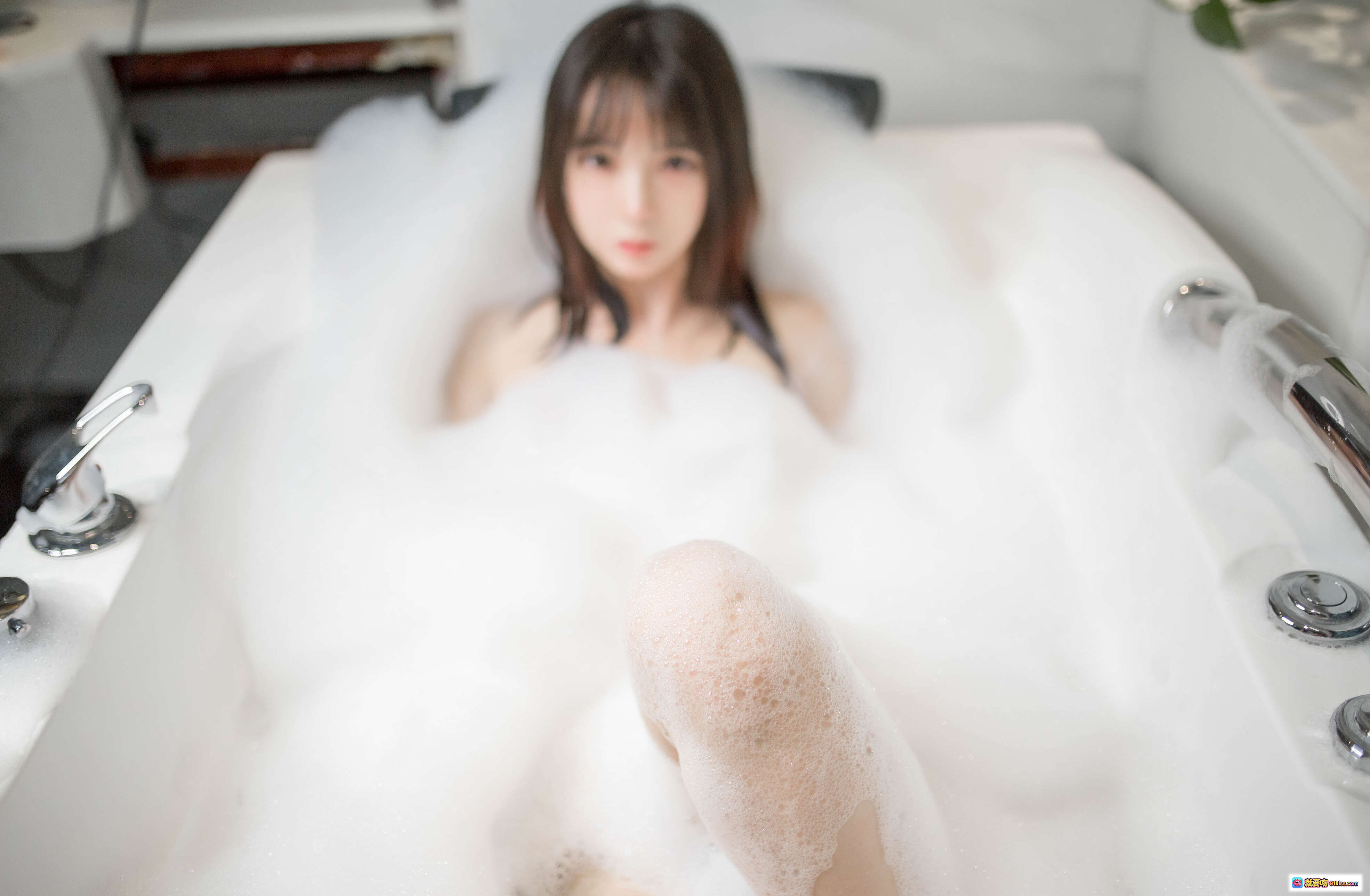 图片[3] - 疯猫ss NO.068 泡泡浴写真 34P高清美腿浴缸泡沫私房摄影 朦胧性感氛围感大片 - 就要吻