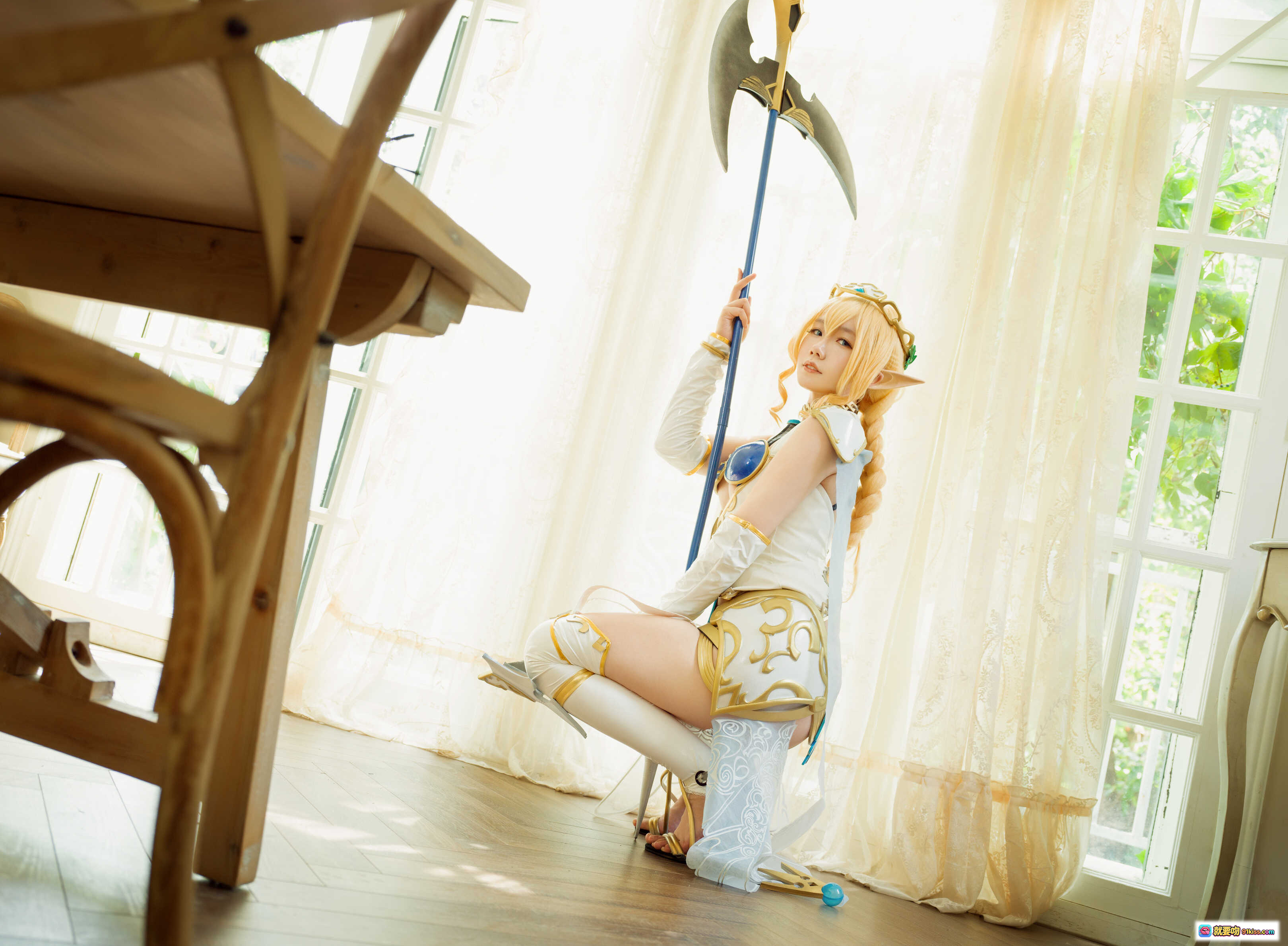 图片[3] - 麻花酱NO.020精灵村Cosplay写真｜金发精灵耳少女｜白色华丽服饰｜镜前性感姿态｜31P高清图集 - 就要吻