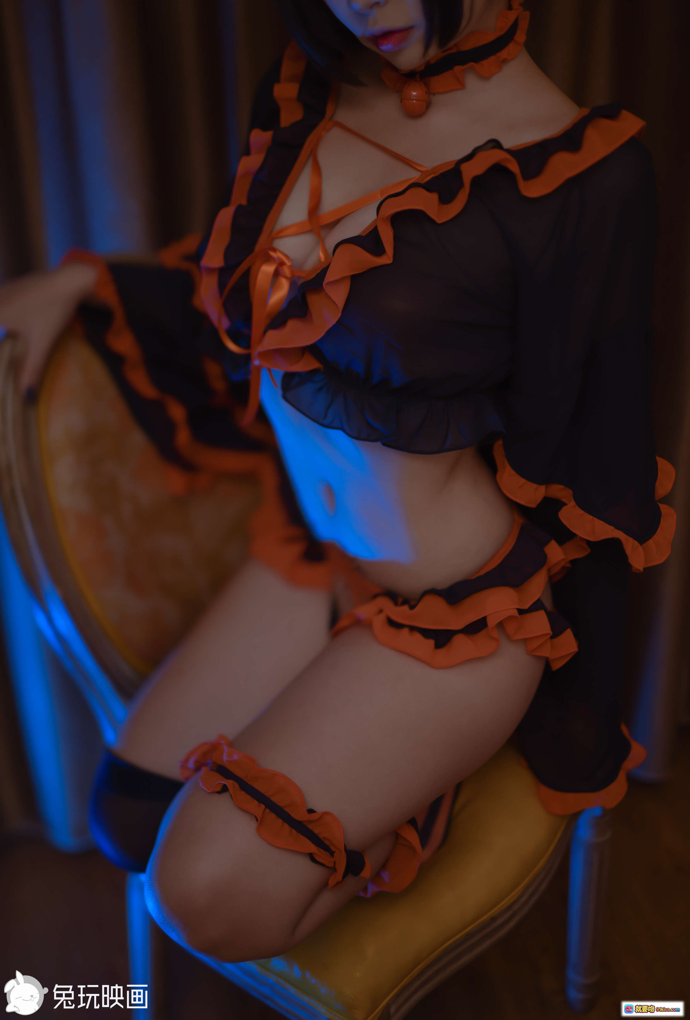 图片[7] - 二佐Nisa NO.079 万圣节女巫写真｜黑橙蕾丝女巫装+尖帽+条纹长袜+床上性感姿势｜39P高清图集 - 就要吻