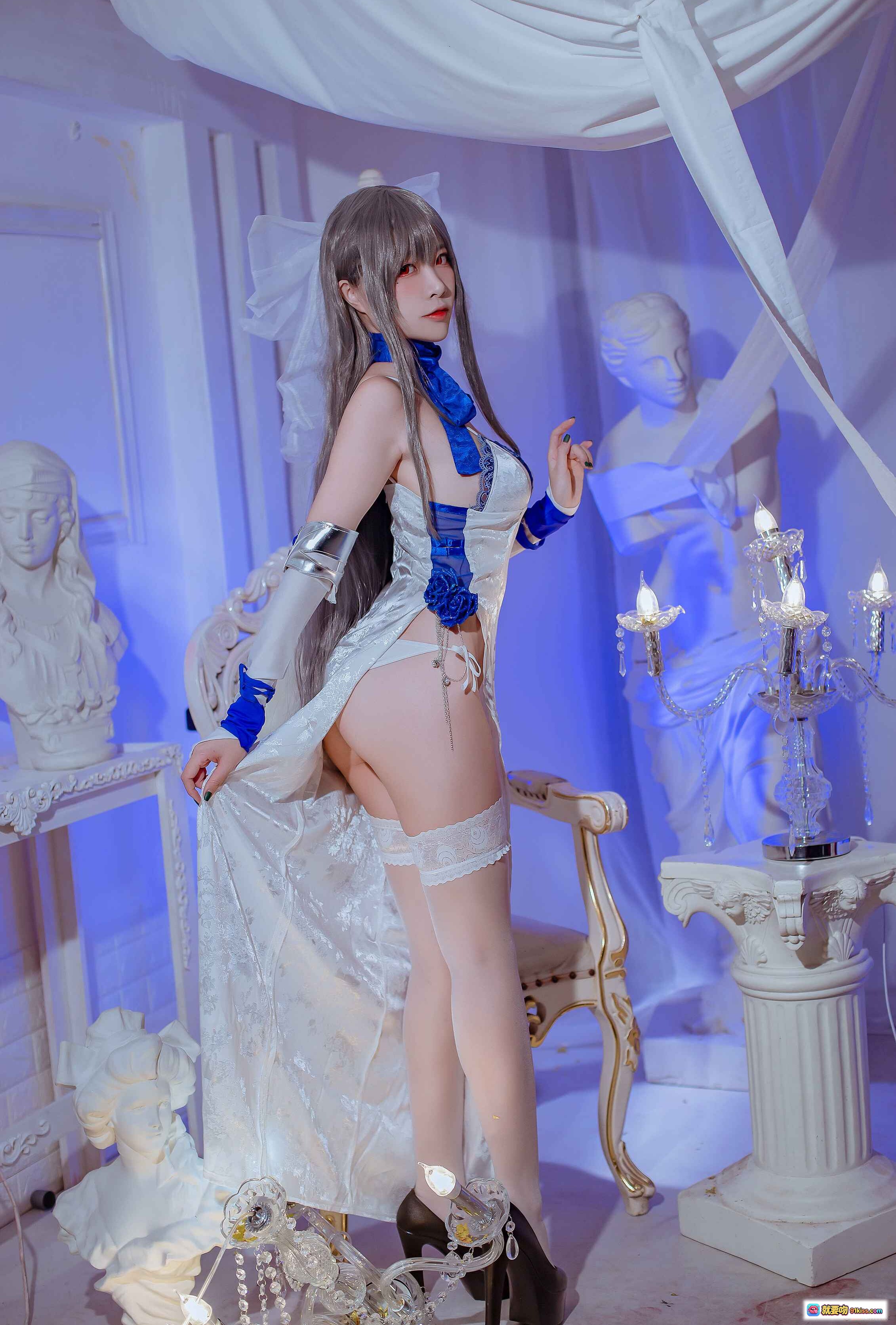图片[4] - 二佐Nisa NO.102碧蓝航线路易九礼服Cosplay写真 白蓝蕾丝吊带袜优雅坐姿古典椅美腿特写 - 就要吻