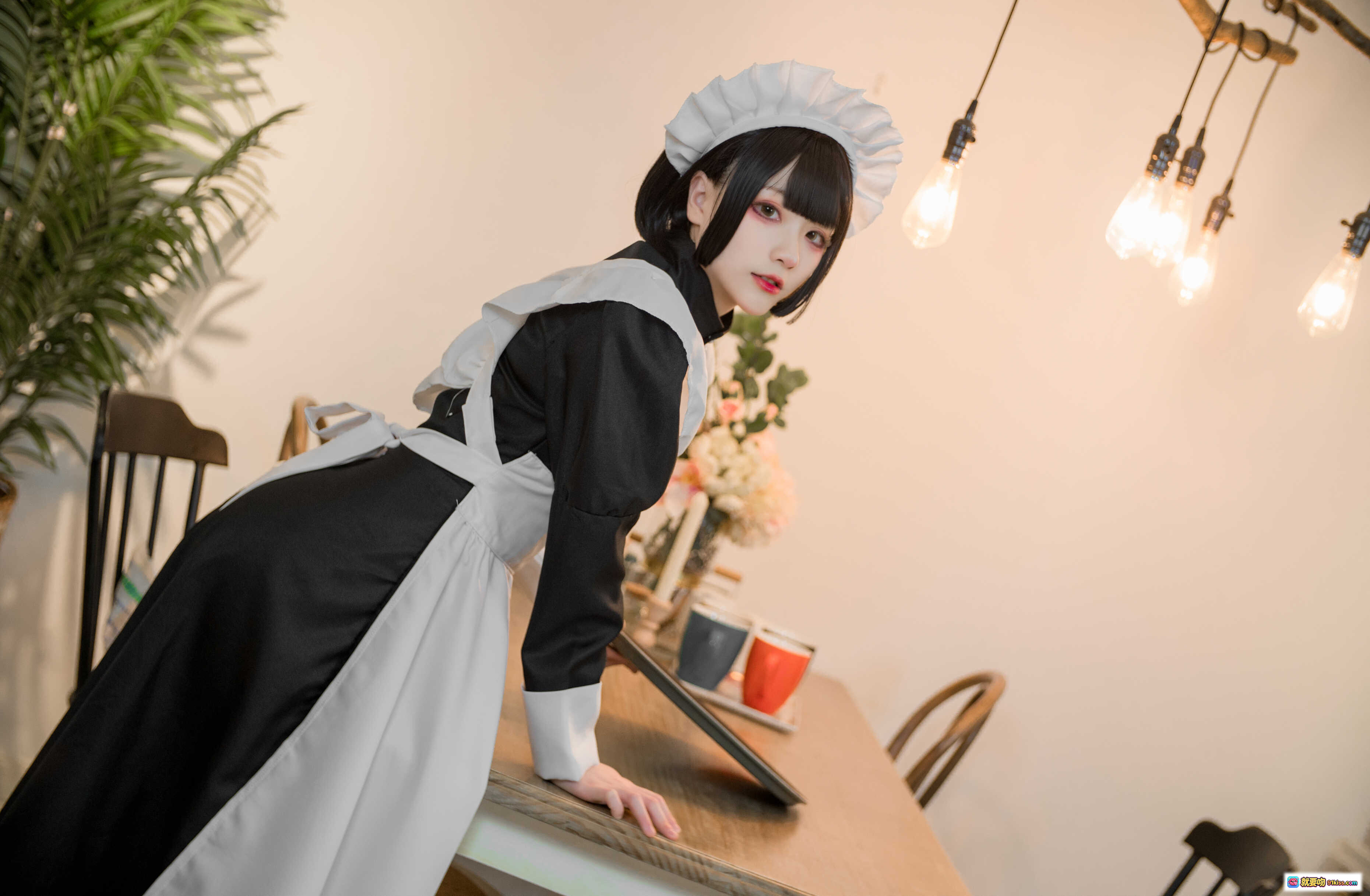 图片[2] - 起司块wii NO.005 仆系欲正装女仆装Cosplay写真 38P高清美图 白丝黑裙蕾丝边性感摆拍 室内场景优雅诱惑 - 就要吻