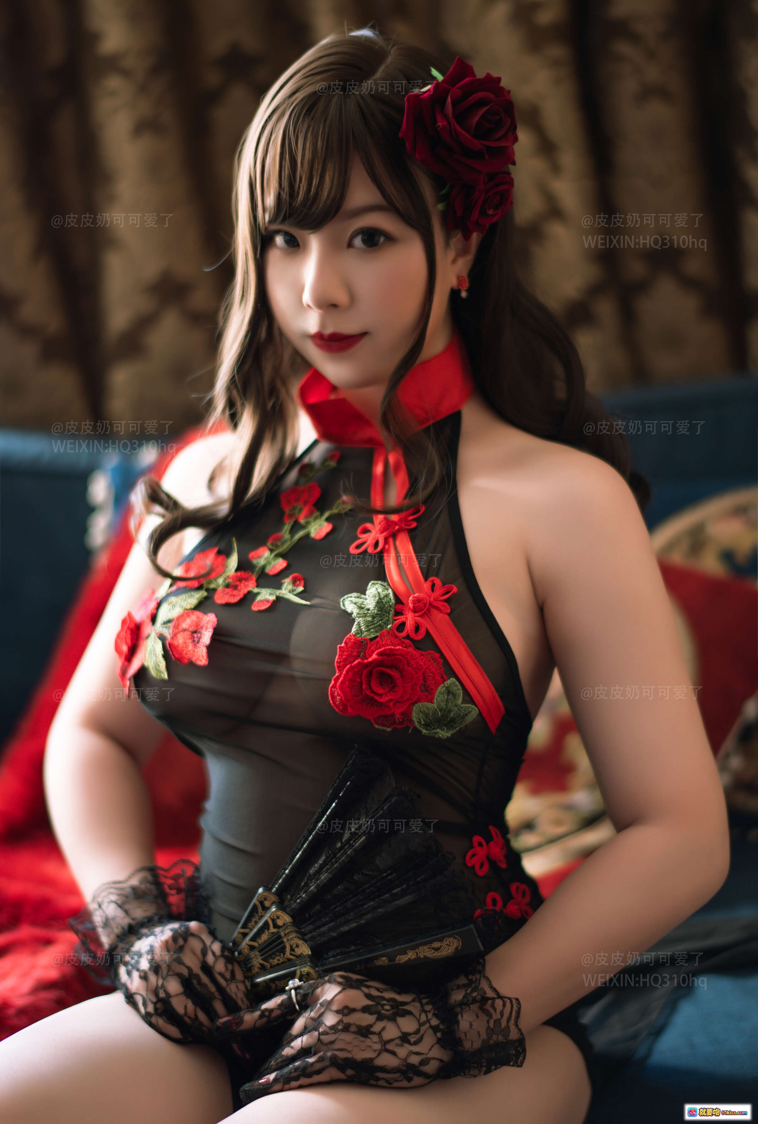 图片[4] - 皮皮奶NO.022玫瑰主题写真｜黑色蕾丝旗袍高开叉设计｜红色花朵刺绣点缀｜优雅性感私房摄影50P高清图集 - 就要吻