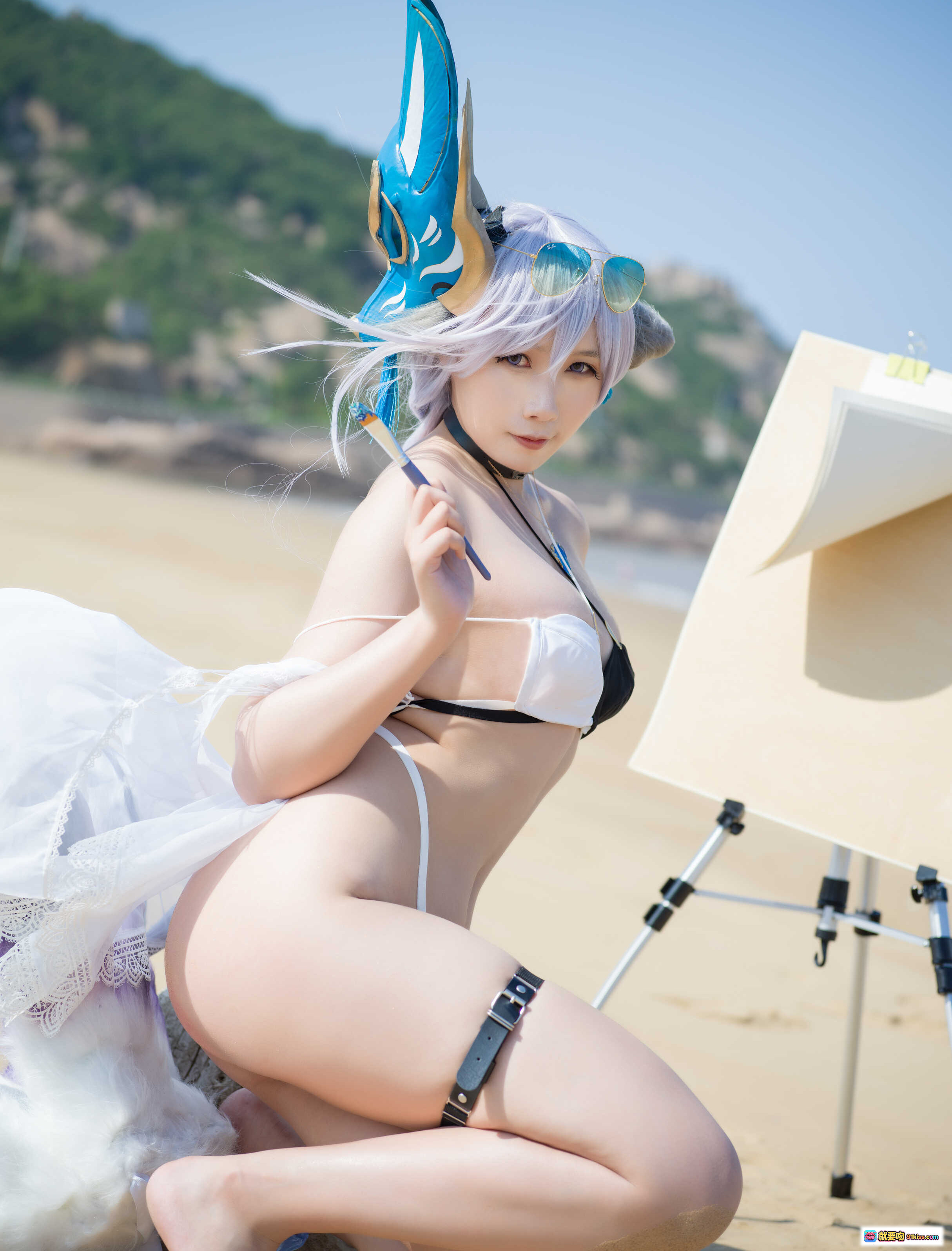 图片[8] - 麻花酱NO.010土佐海滩写真｜银发猫耳比基尼Cosplay｜山海背景清新自然风｜30P高清图集 - 就要吻