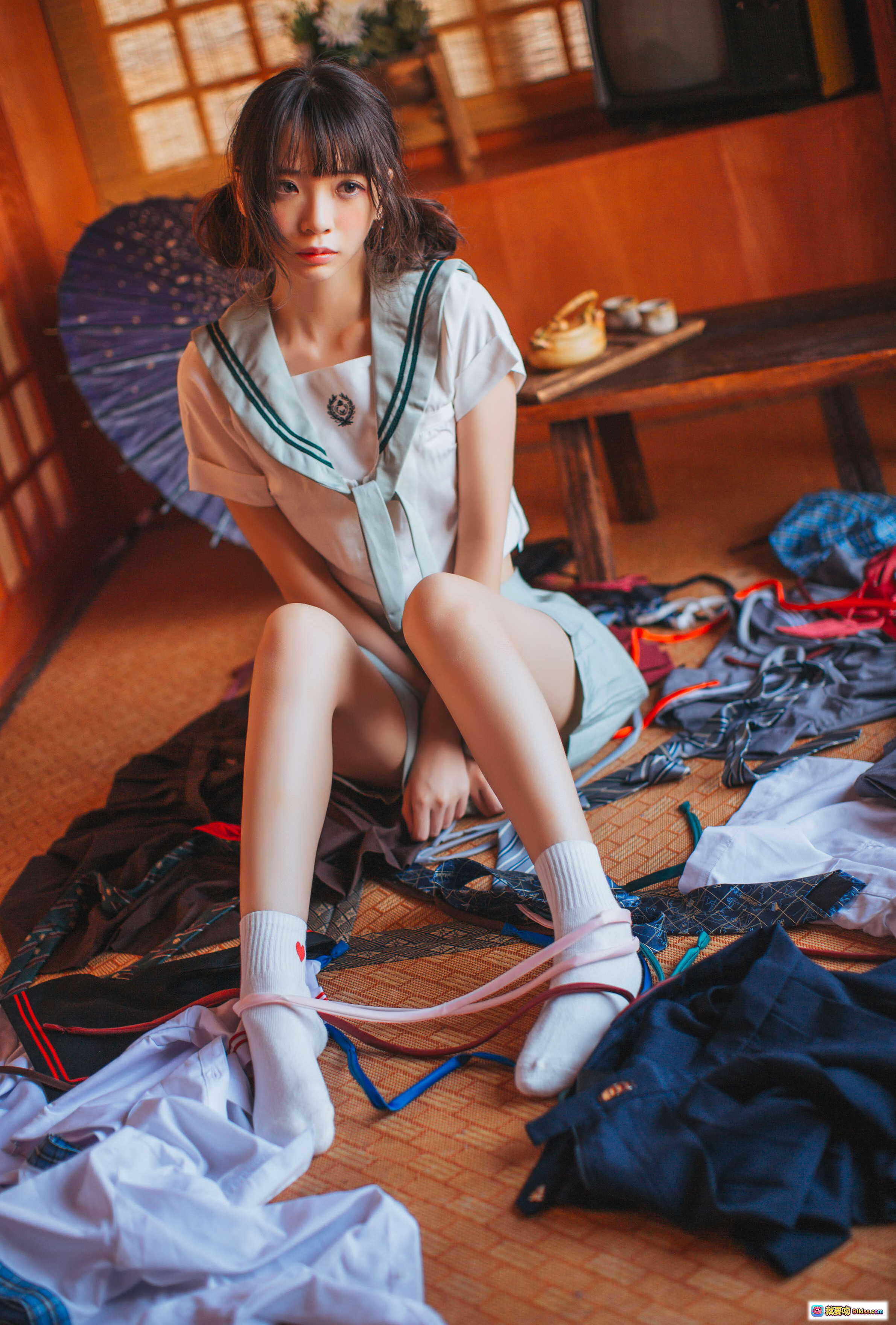 图片[4] - 疯猫ss NO.050 少女写真 24P高清日系校园风 白袜短裙榻榻米场景 甜美私房摄影 - 就要吻