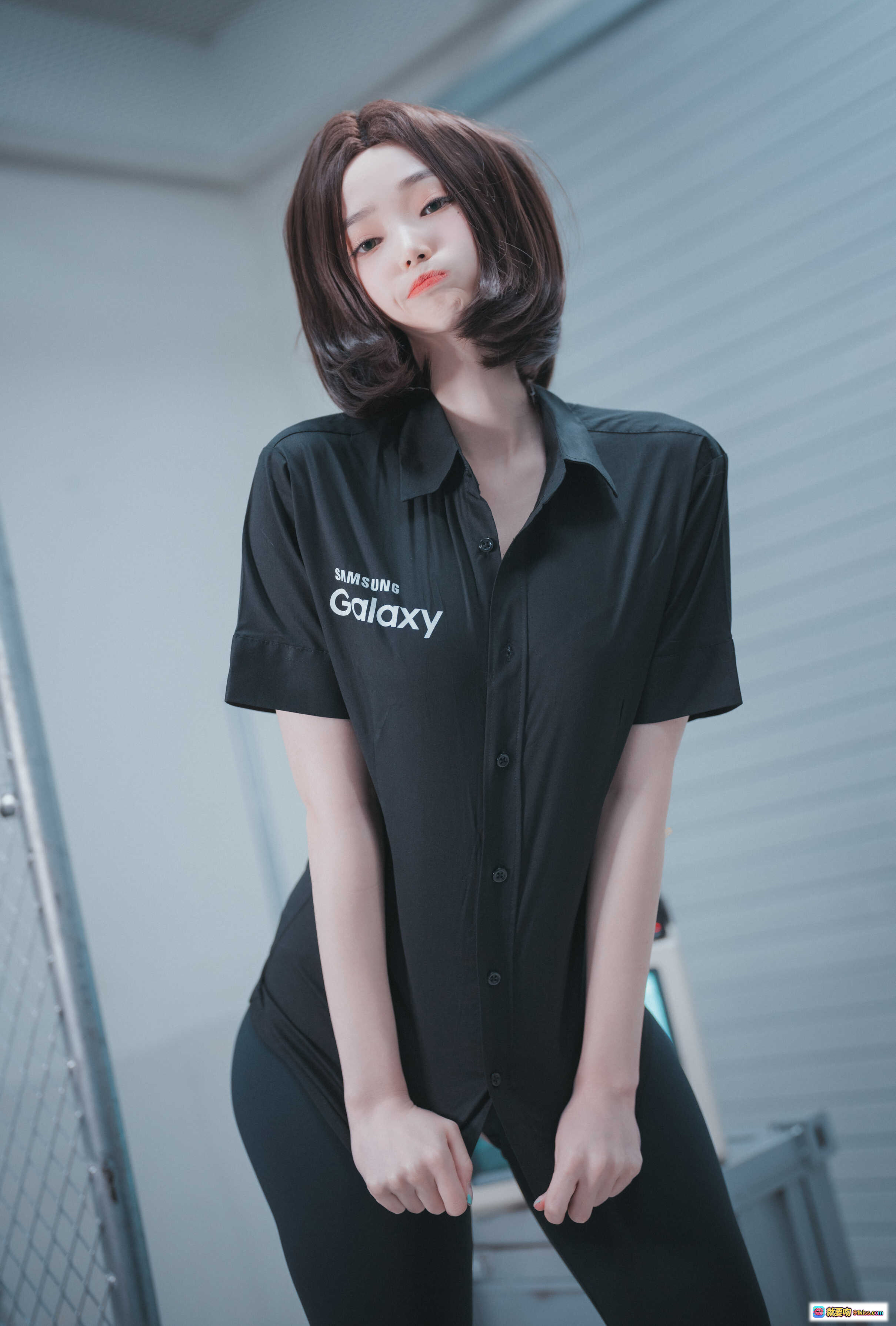 图片[4] - Bambi [DJAWA] Hi Sam 黑衬衫性感写真 短发美臀黑丝诱惑 时尚私房摄影大片 - 就要吻