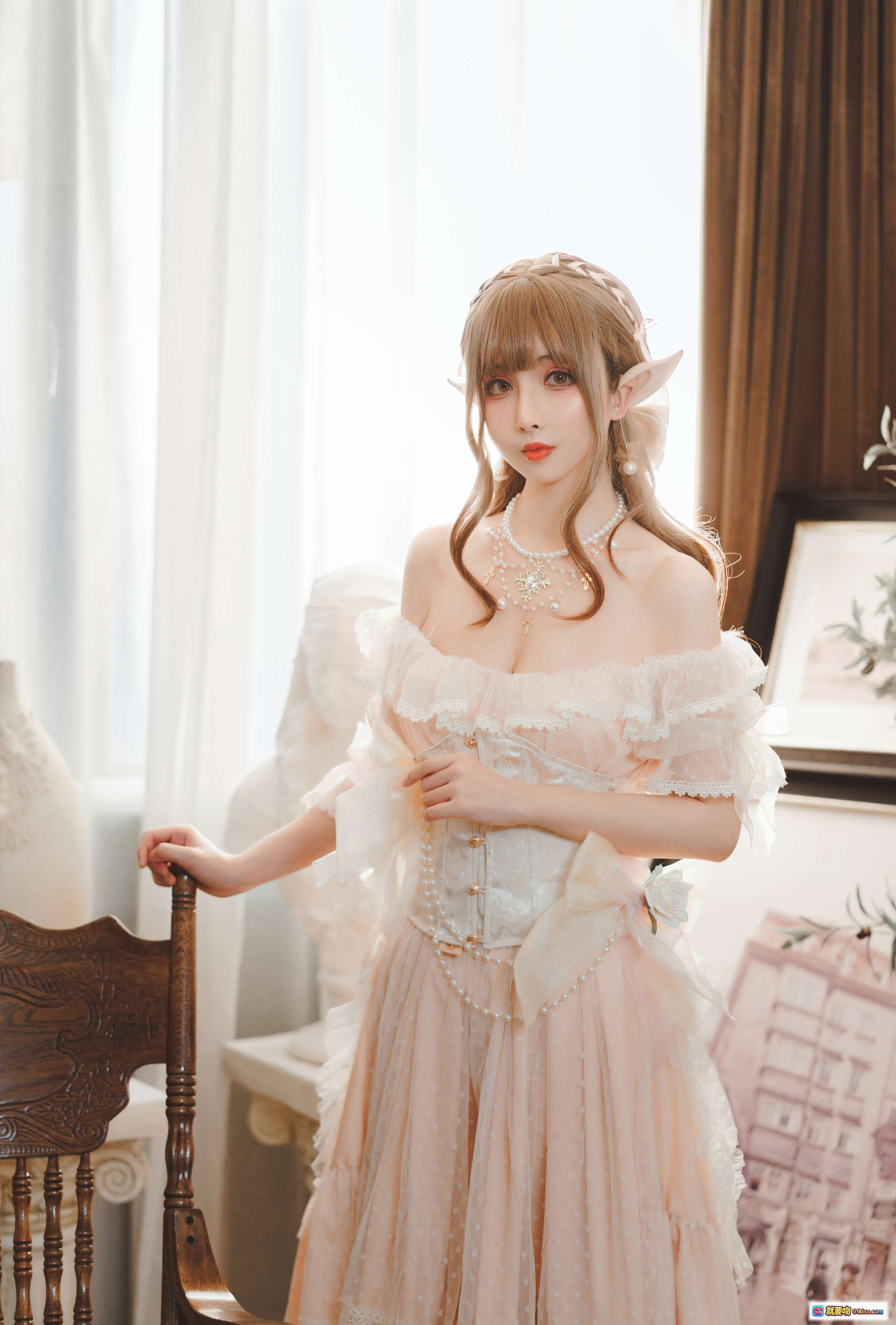 图片[9] - rioko凉凉子NO.043精灵姐姐写真集｜甜美洛丽塔风｜蕾丝吊带袜｜温柔侧颜杀｜室内复古场景｜31P高清图集 - 就要吻