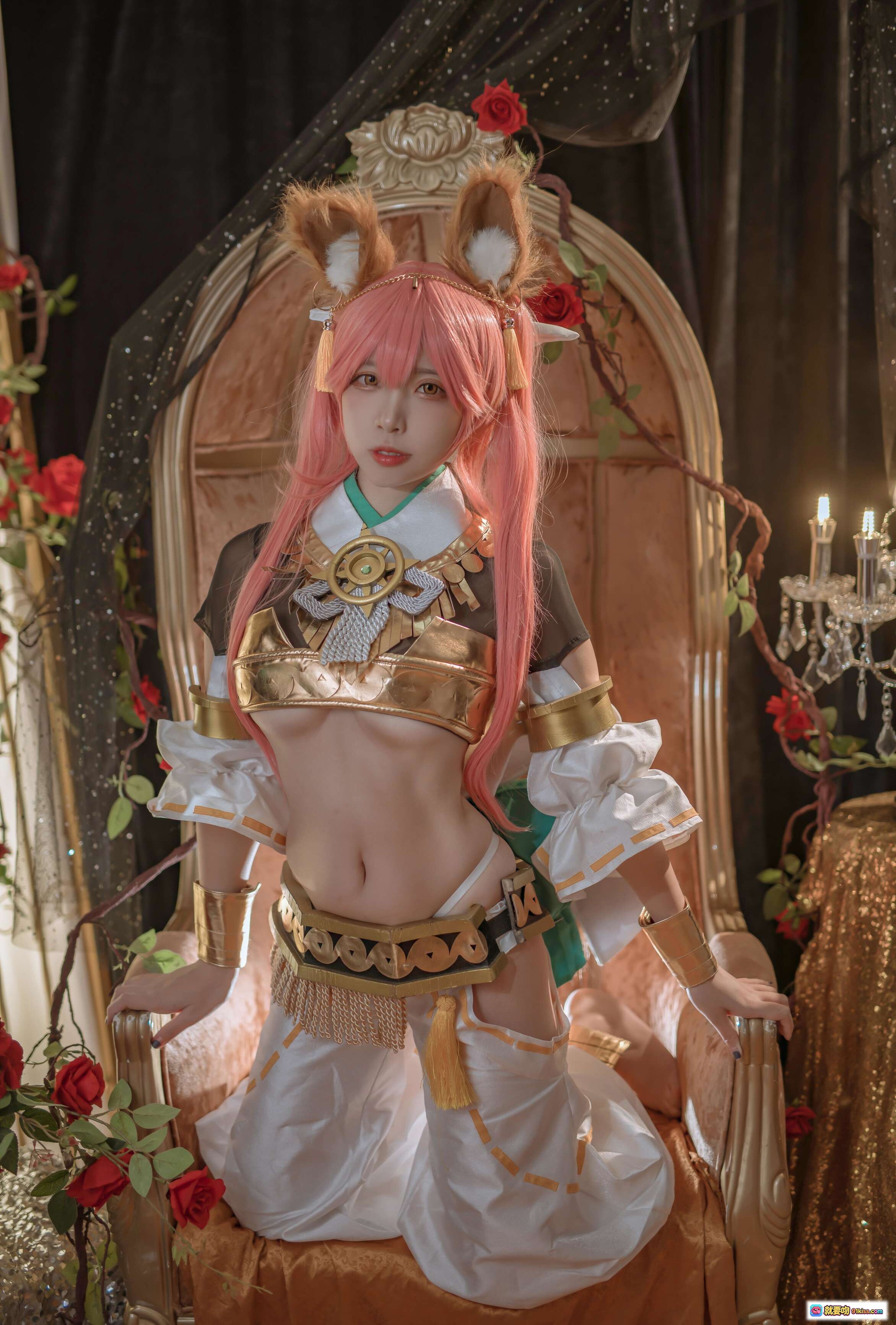 图片[3] - 二佐Nisa玉藻前神话礼装Cosplay写真｜粉发狐耳华丽和风造型｜精致金饰白裙日系美少女角色扮演 - 就要吻