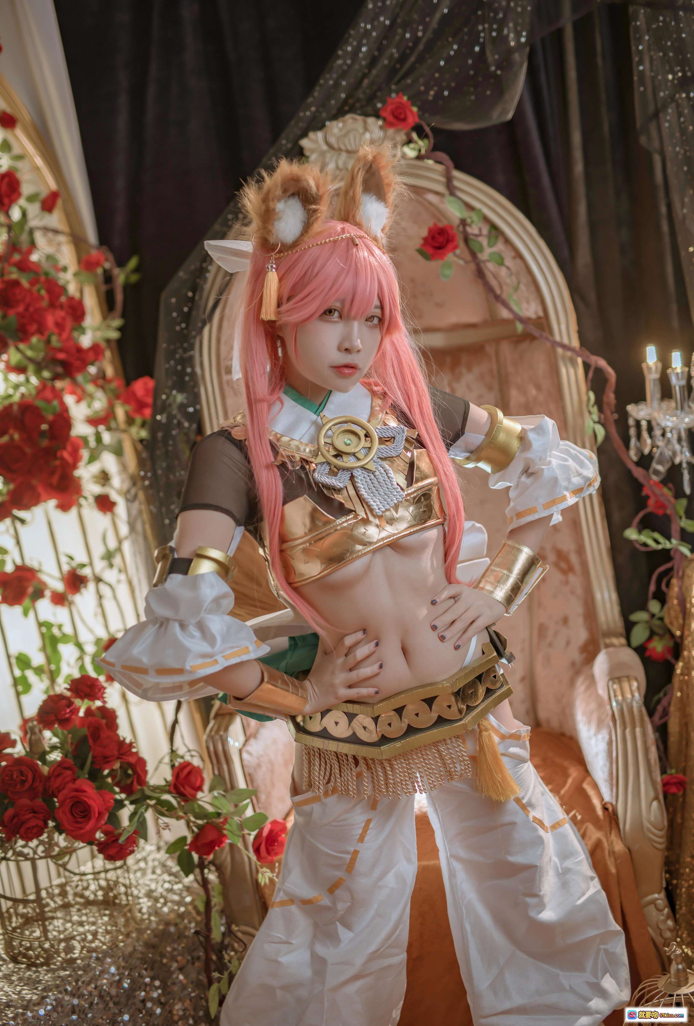图片[5] - 二佐Nisa玉藻前神话礼装Cosplay写真｜粉发狐耳华丽和风造型｜精致金饰白裙日系美少女角色扮演 - 就要吻