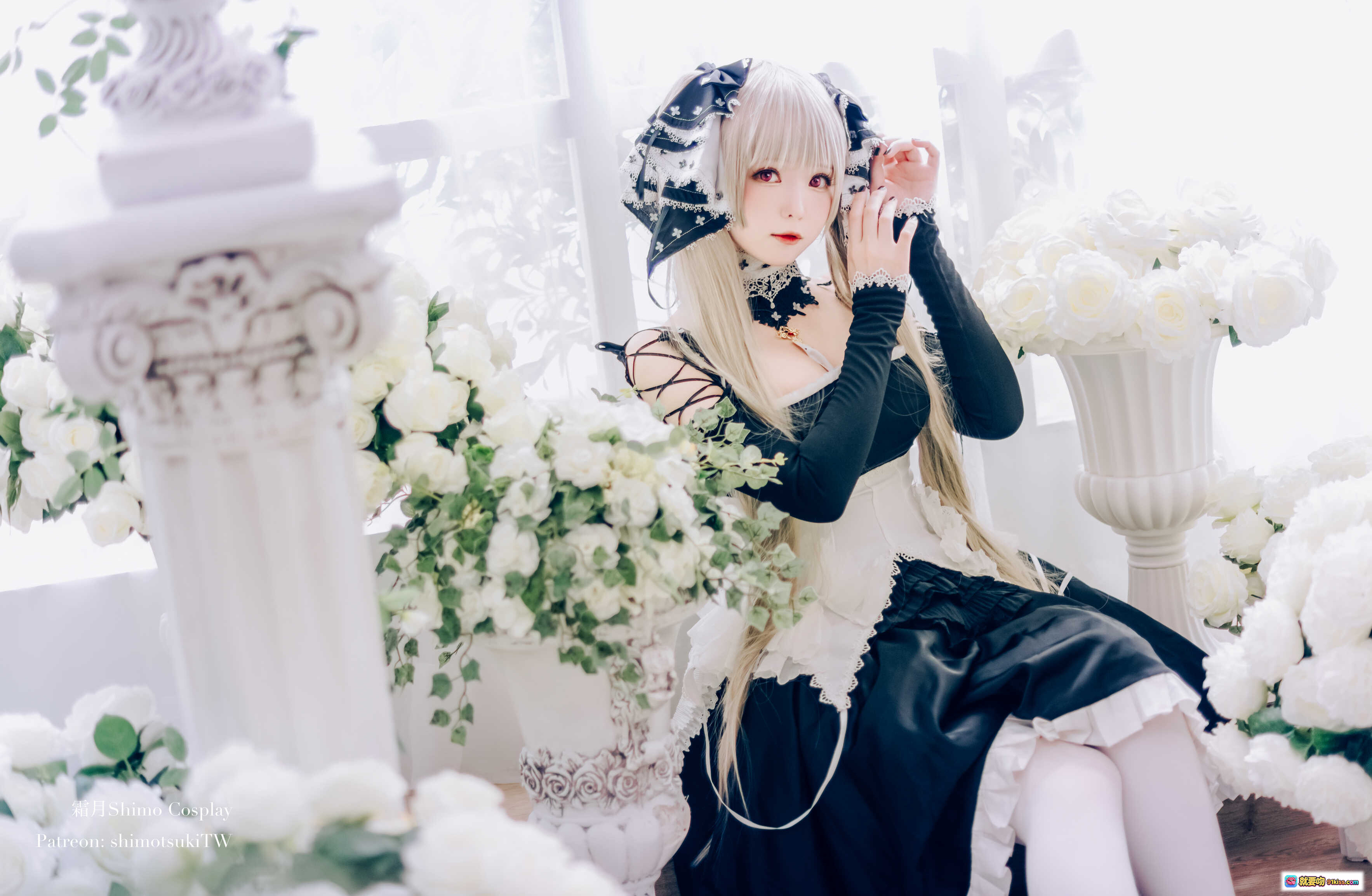 图片[10] - 霜月shimo NO.010 可畏 Cosplay 白发黑裙洛丽塔 优雅花海写真 19P高清美图 - 就要吻