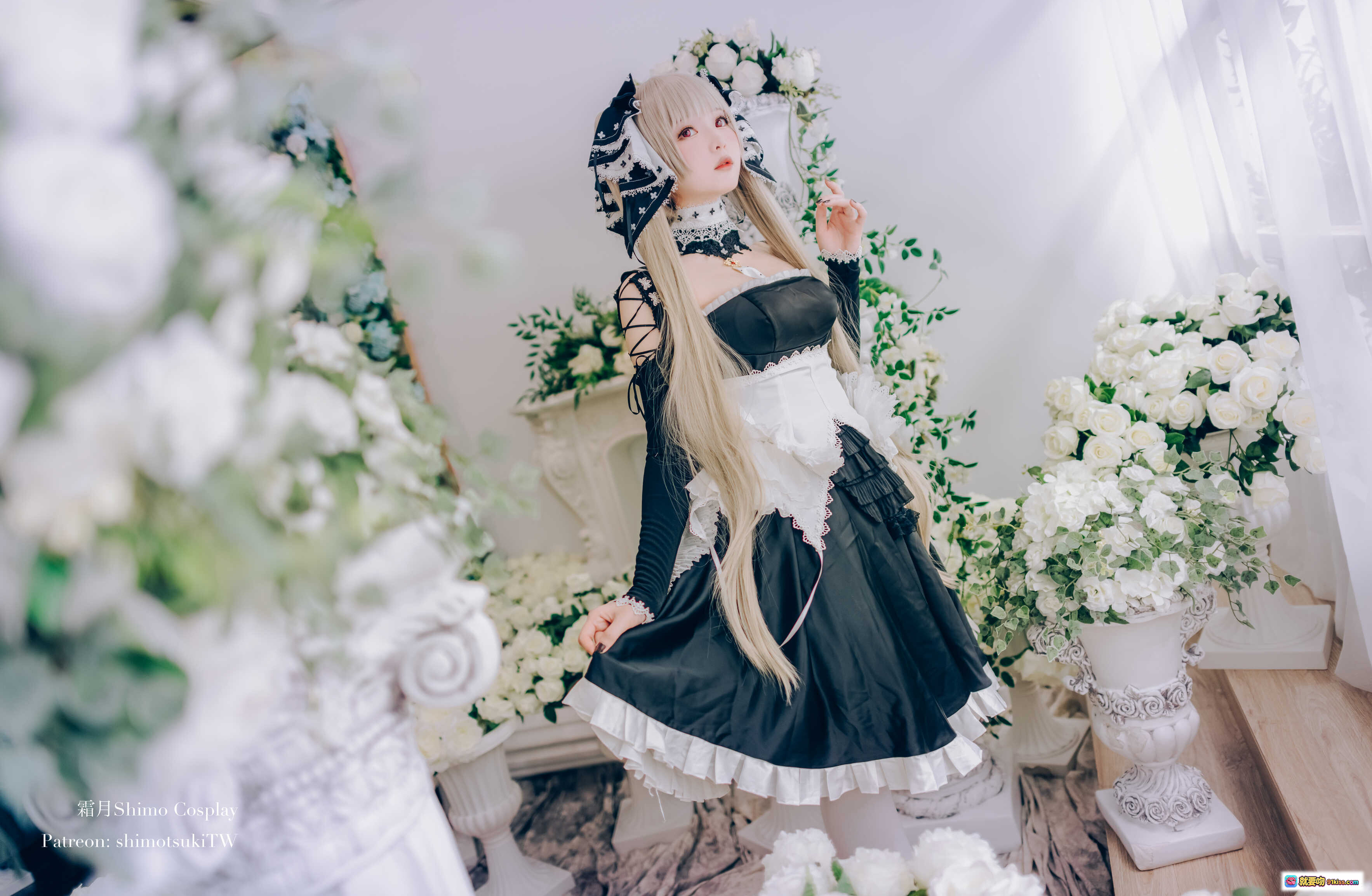 图片[8] - 霜月shimo NO.010 可畏 Cosplay 白发黑裙洛丽塔 优雅花海写真 19P高清美图 - 就要吻