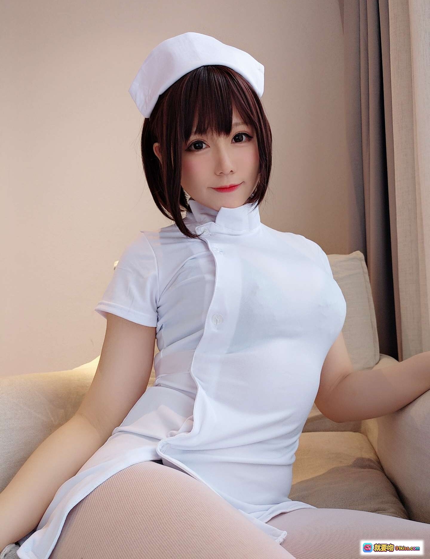 图片[3] - Nyako喵子NO.022护士装自拍写真 甜美短发白丝制服少女室内坐姿高清图集 - 就要吻
