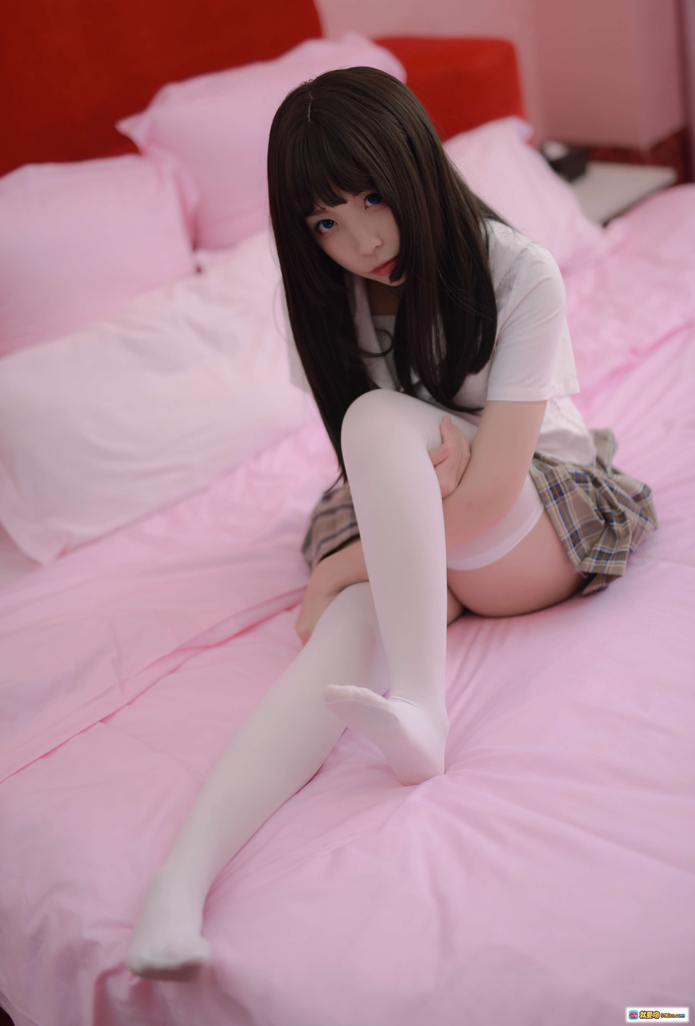 图片[4] - 二佐Nisa NO.064 JK私房写真 粉色床单白袜美腿少女诱惑特写 41P高清图集 - 就要吻