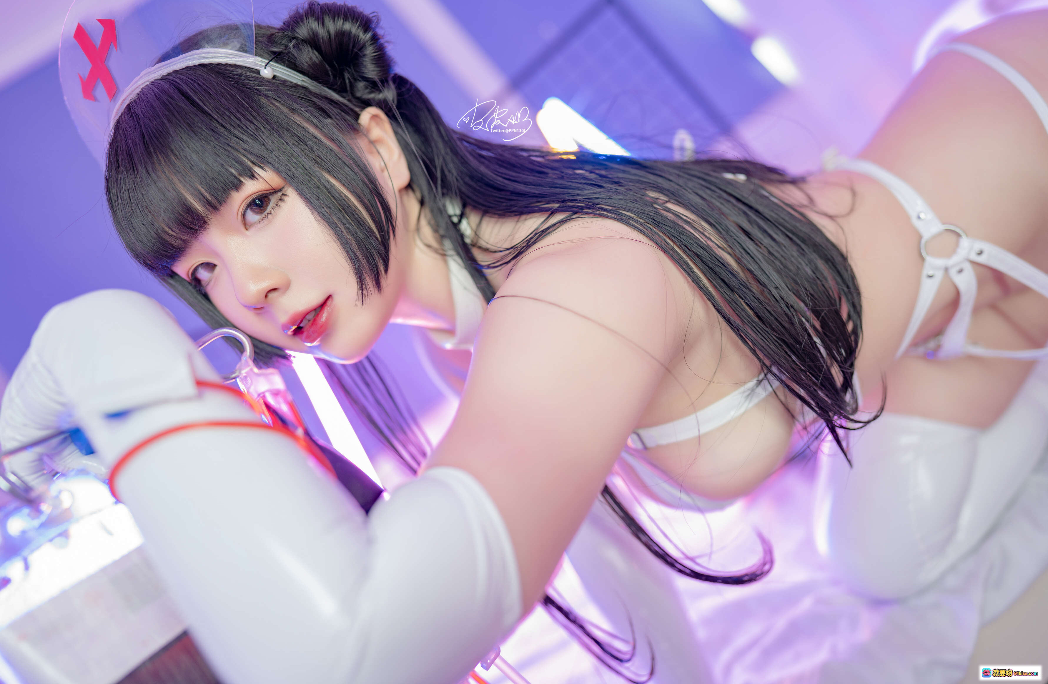 图片[6] - 皮皮奶NO.036透明护士写真 34P高清性感白丝捆绑诱惑 粉紫霓虹光影氛围美图 - 就要吻