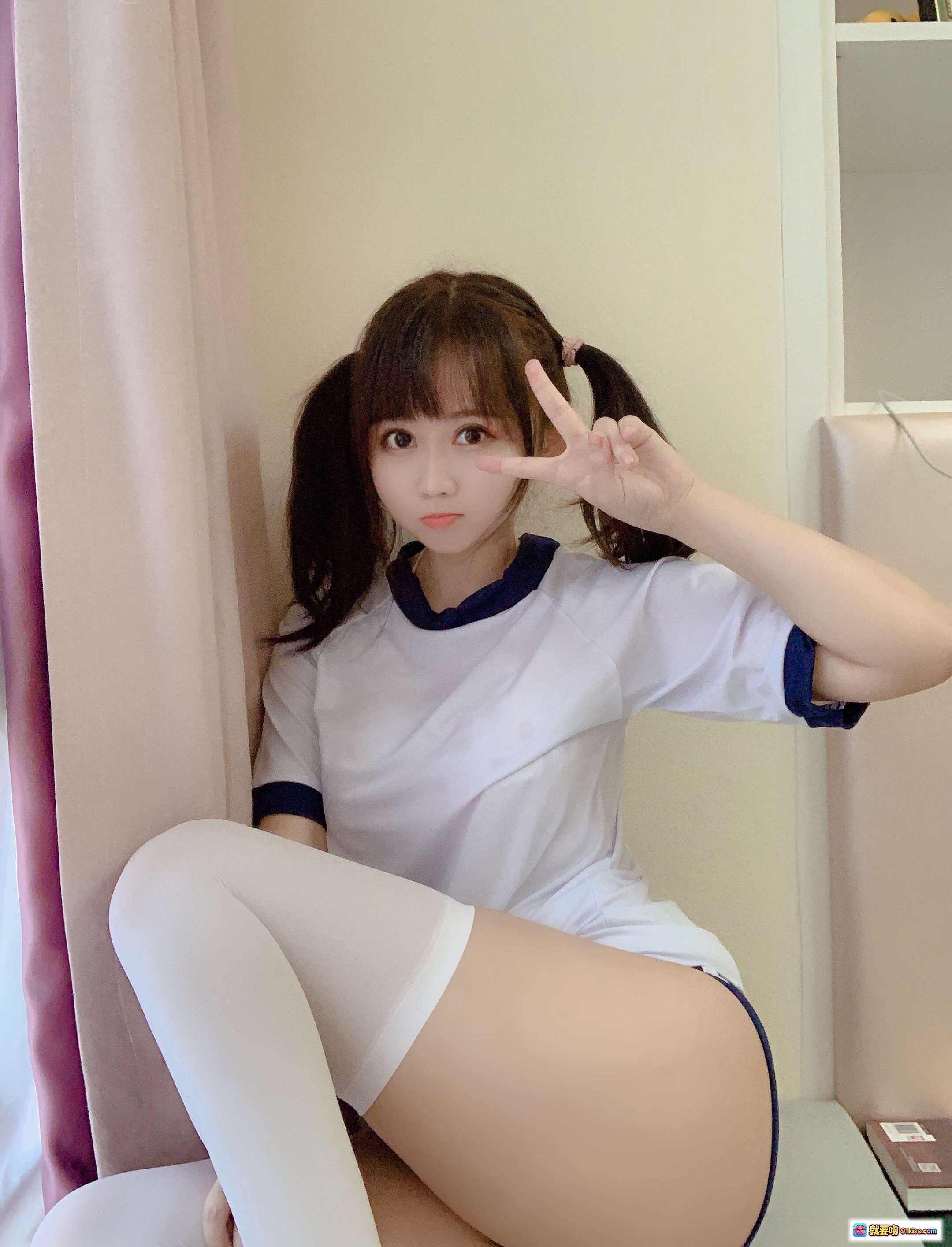 图片[7] - 依酱吖NO.010体操服写真31P48MB 双马尾少女清新甜美校园风私房照 - 就要吻