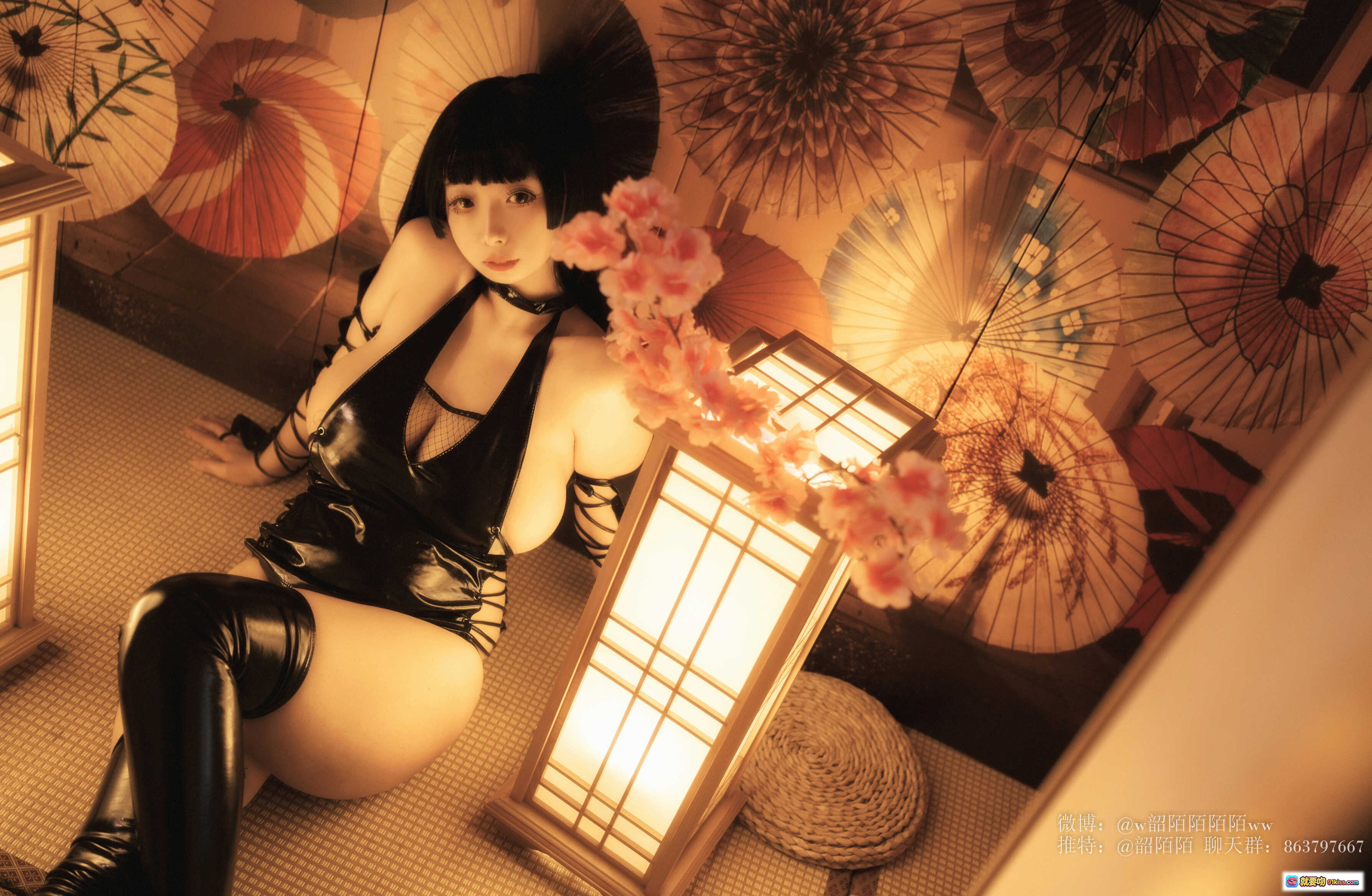 图片[2] - 韶陌陌 NO.014 忍者写真 | 黑色绑带皮衣性感造型 | 日式和风背景 | 30P高清图集 | 热辣身材诱惑视觉 - 就要吻