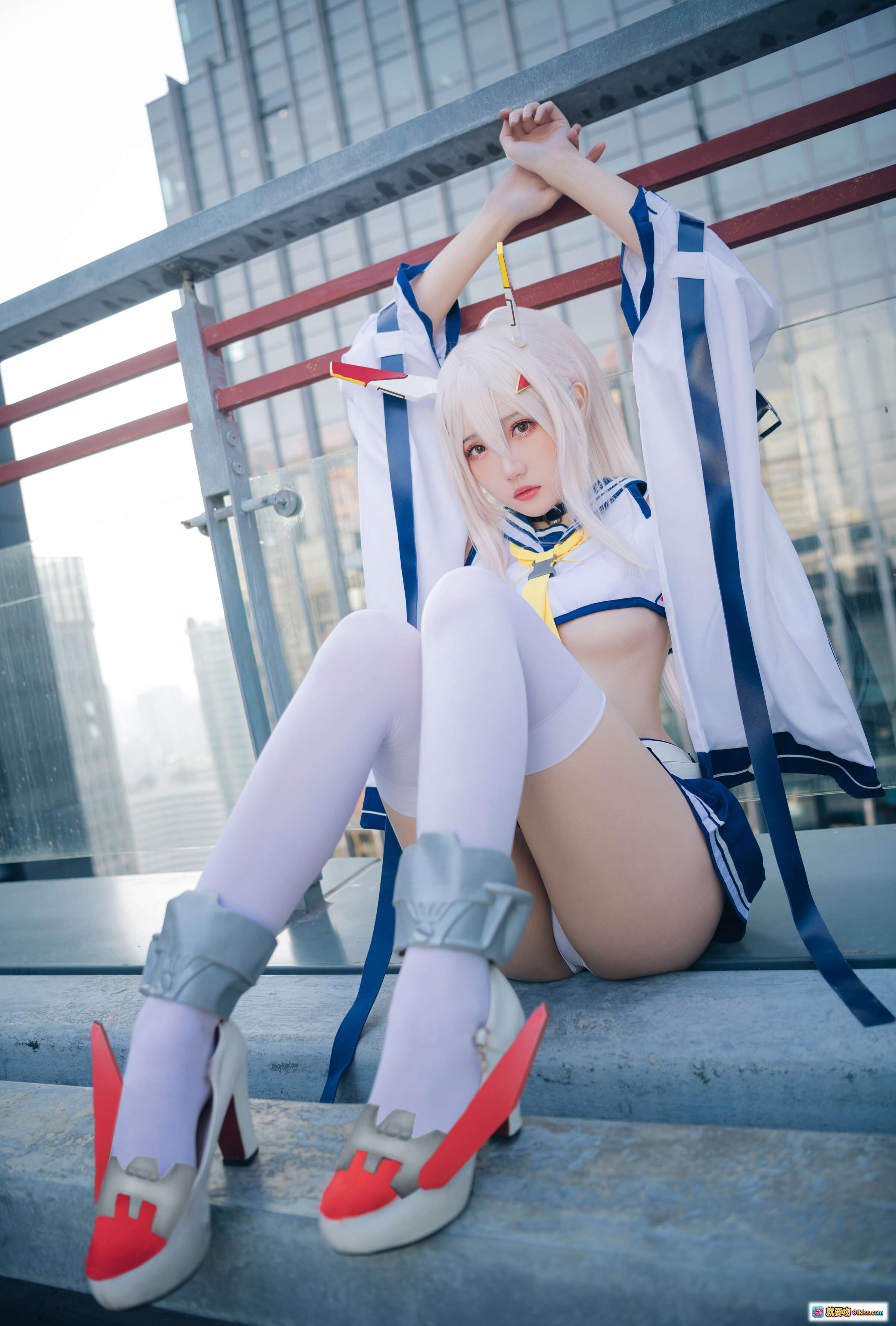 图片[7] - 瓜希酱NO.023绫波cosplay写真 | 白发蓝裙水手服少女 | 城市天台外景 | 20P高清图集 - 就要吻