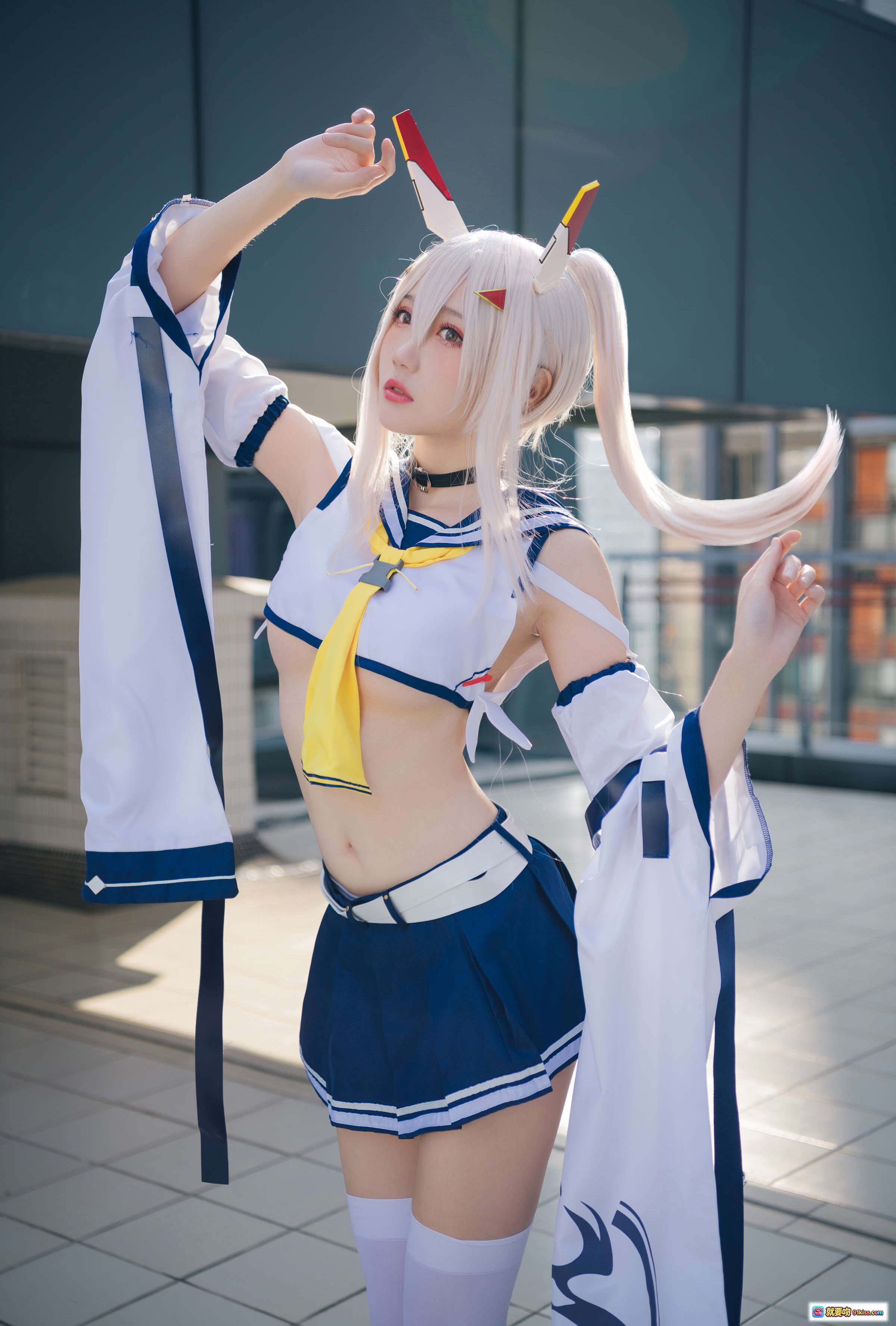 图片[6] - 瓜希酱NO.023绫波cosplay写真 | 白发蓝裙水手服少女 | 城市天台外景 | 20P高清图集 - 就要吻