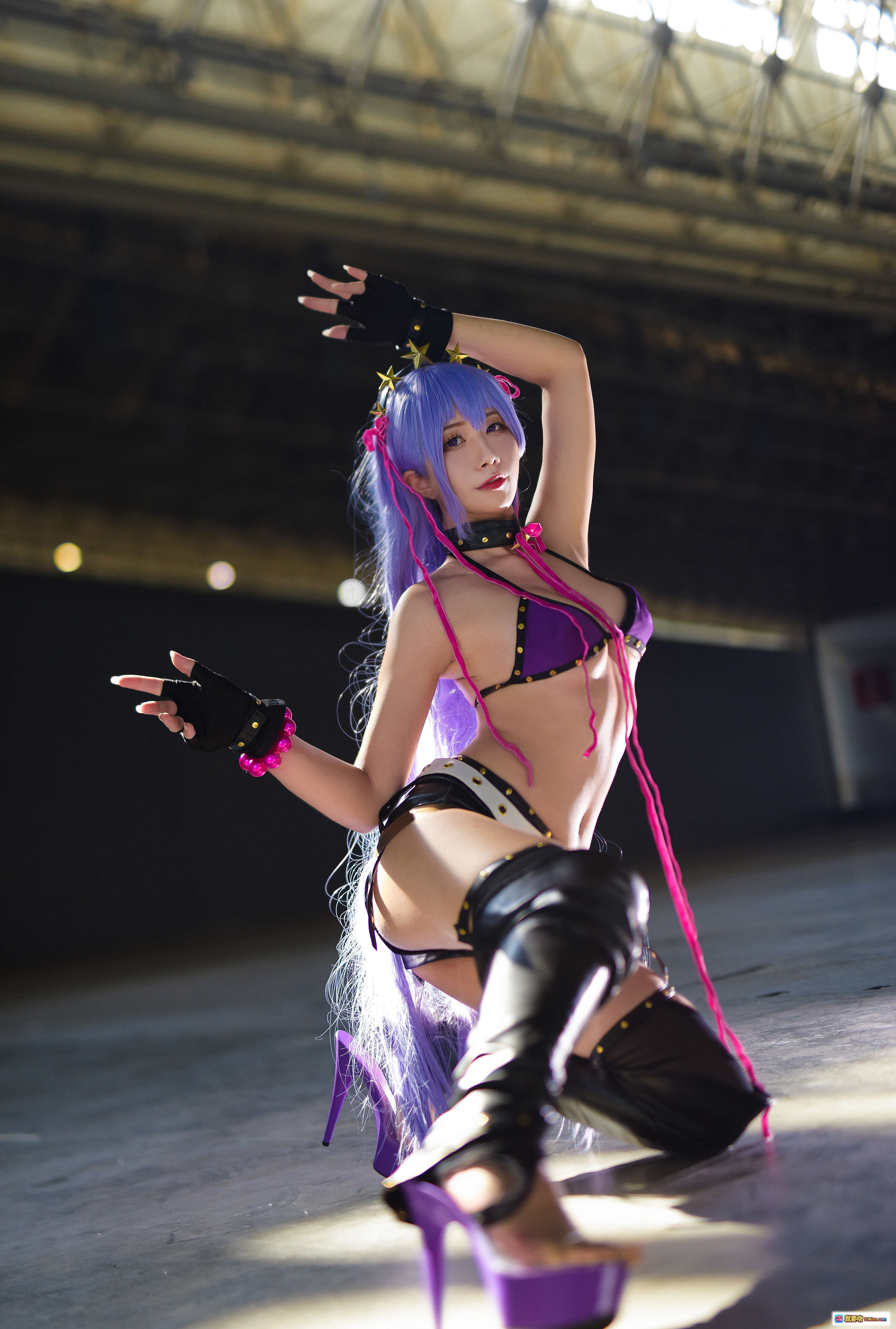 图片[7] - 九曲Jean NO.033 紫发星饰cosplay 水着比基尼 甜酷风 手套绑带造型 30P高清写真 - 就要吻