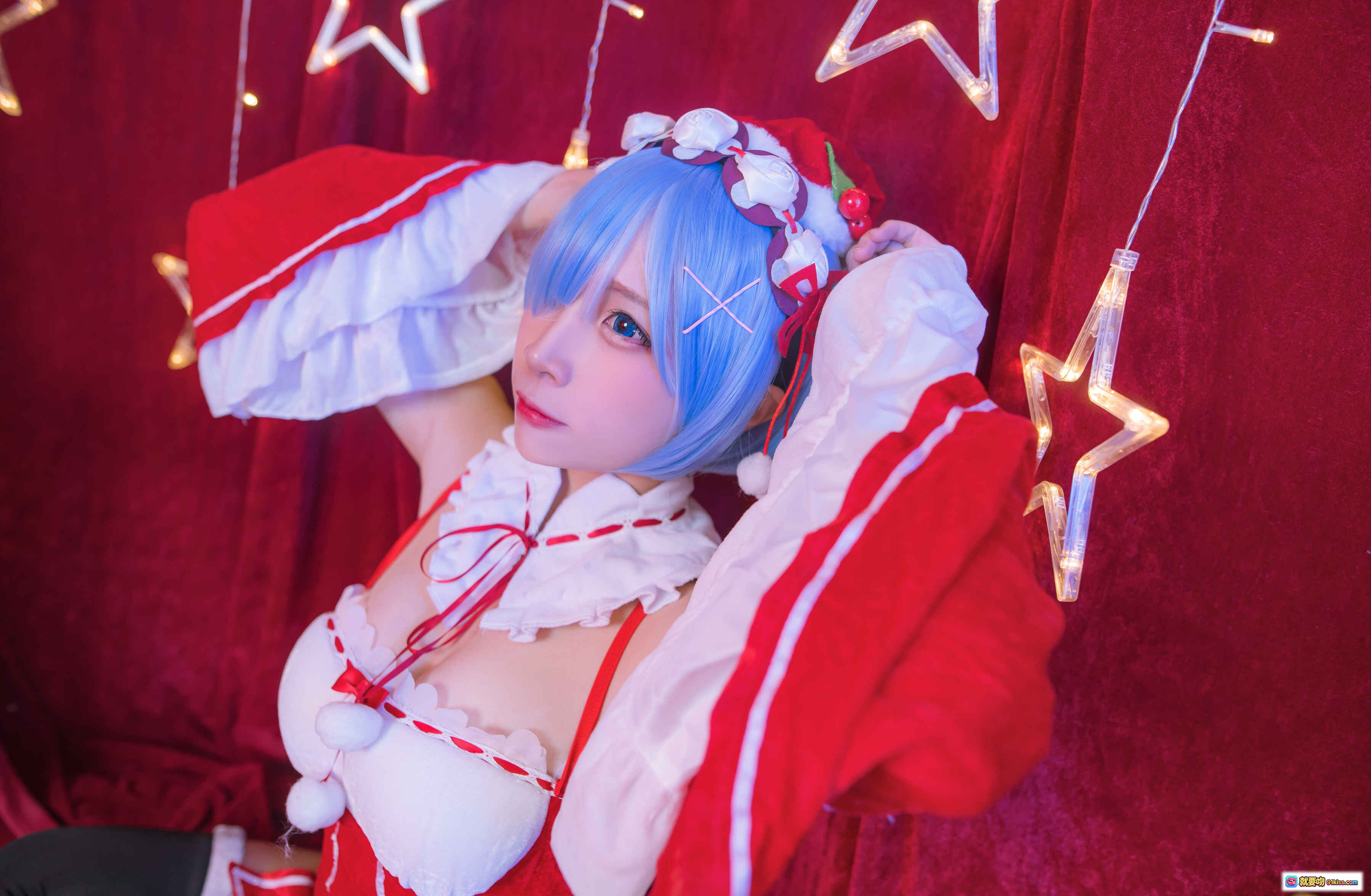 图片[8] - 二佐Nisa NO.035 雷姆圣诞写真 46P 288MB 黑丝过膝袜 红色绒布背景 圣诞女仆装 精美画框装饰 甜美性感风格 - 就要吻