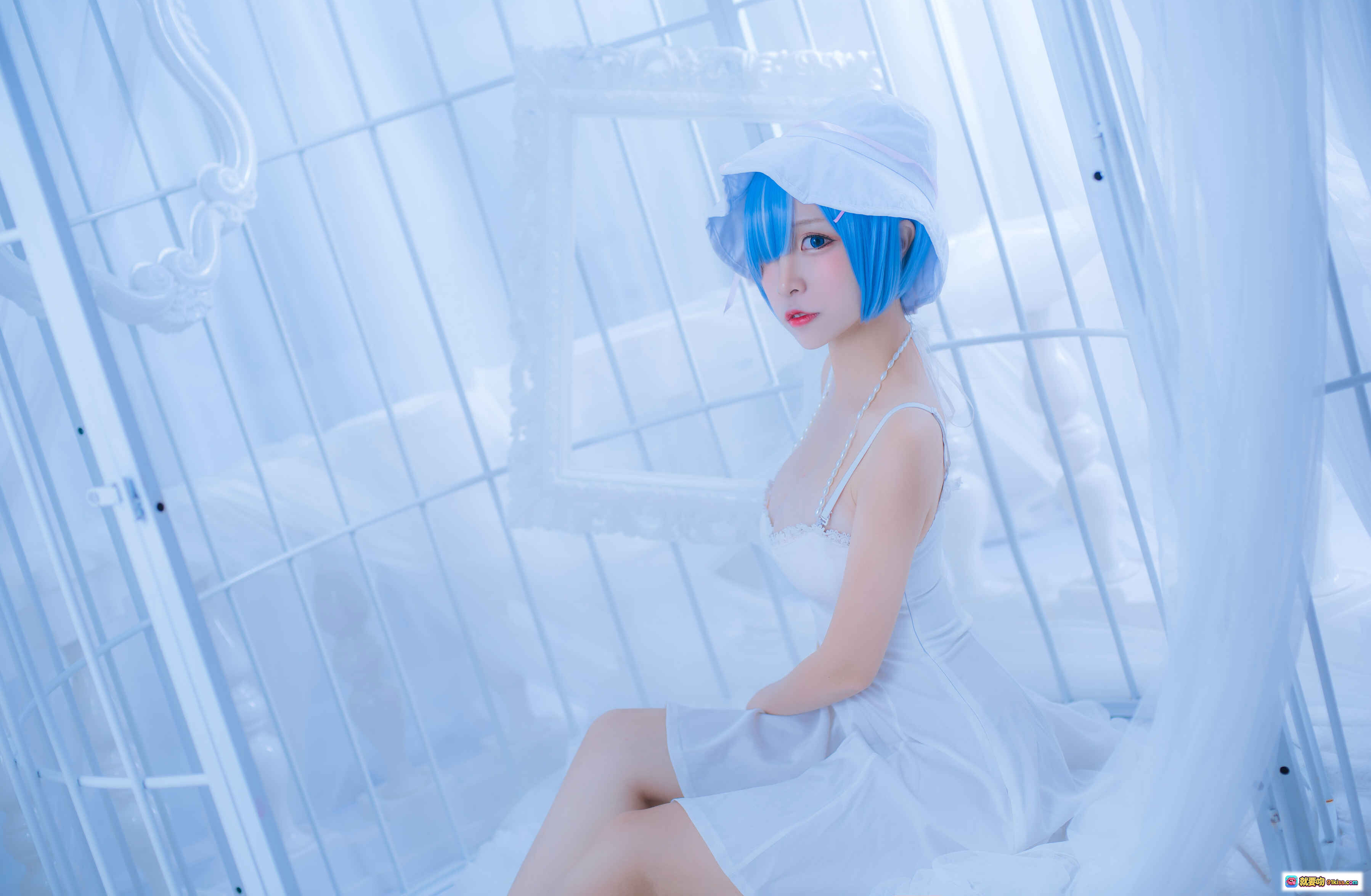 图片[7] - 二佐Nisa NO.033 雷姆白裙写真 甜美蓝发少女 白色吊带裙 舒适毛毯躺拍 清新纯欲风 27P高清图集 - 就要吻