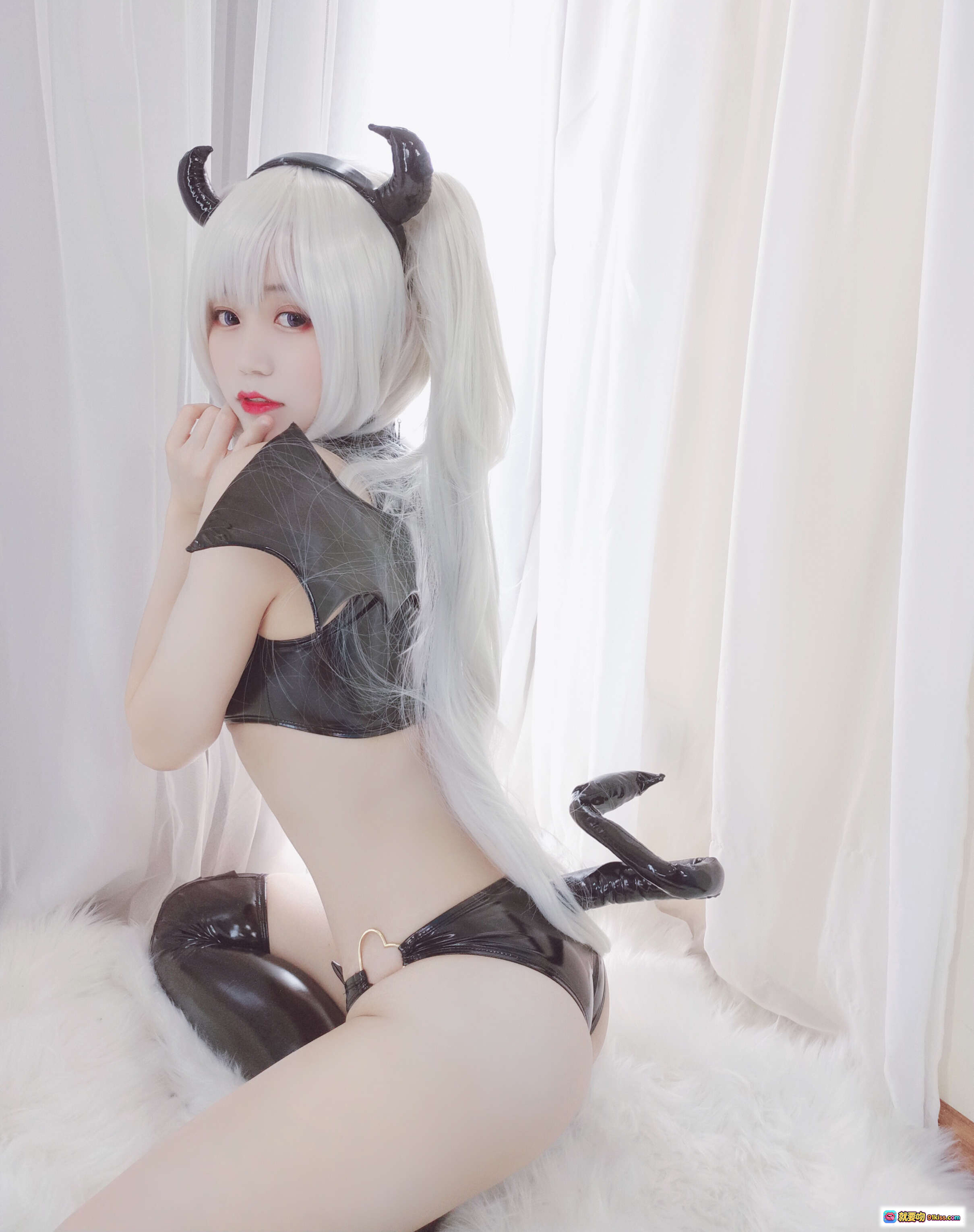 图片[6] - 小仓千代魅魔cosplay写真 | 白发恶魔角黑丝长靴性感造型 | NO.006高清24P图集 - 就要吻