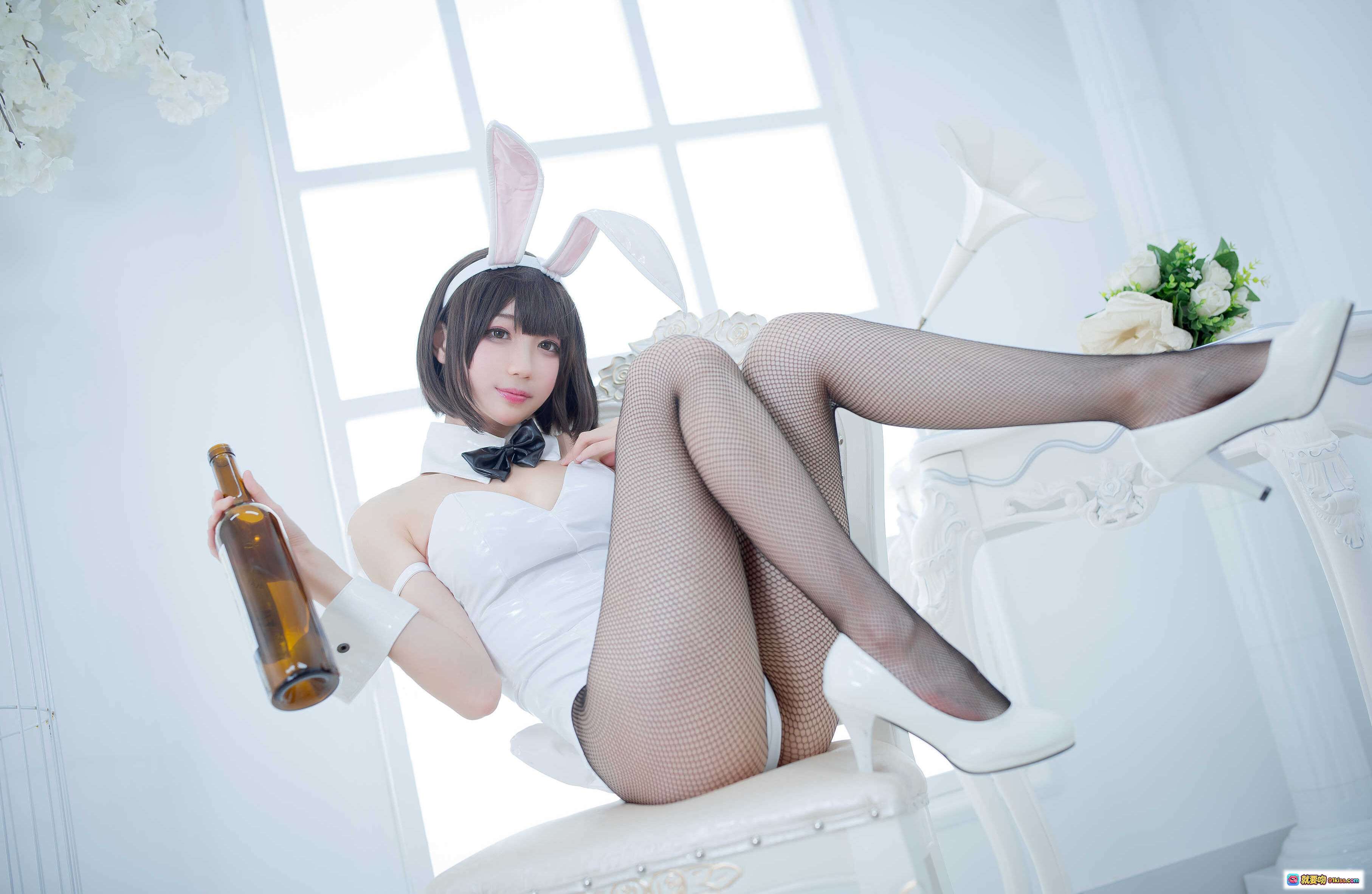 图片[2] - 周叽可爱兔兔NO.023加藤惠兔女郎写真 32P高清美图 白色兔耳制服+渔网袜性感萌系COSPLAY - 就要吻
