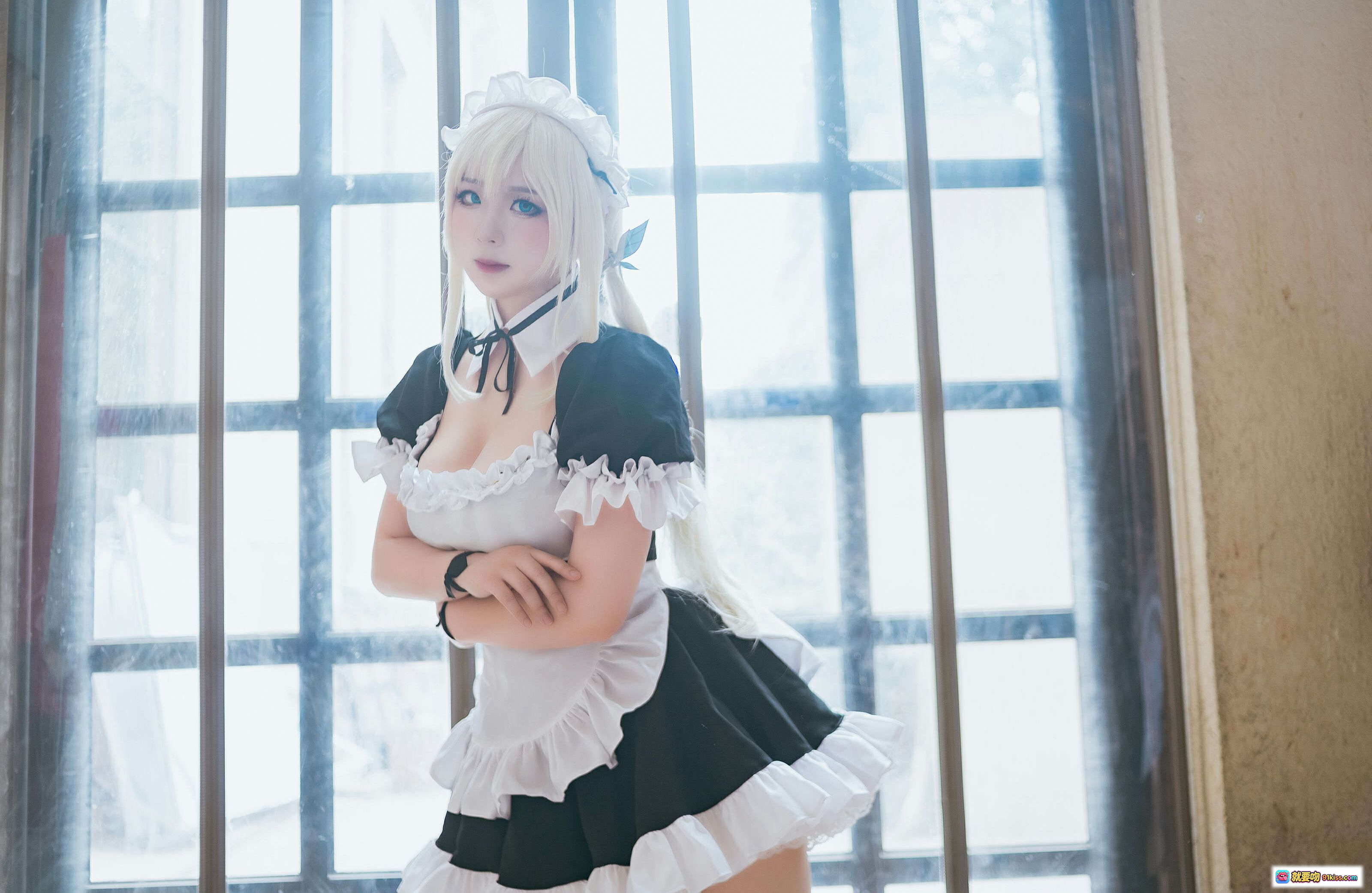 图片[3] - 皮皮奶NO.035柏崎星奈女仆装Cosplay写真 金发蓝瞳甜美少女 黑白蕾丝女仆裙 窗边光影氛围感 35P高清图集 - 就要吻