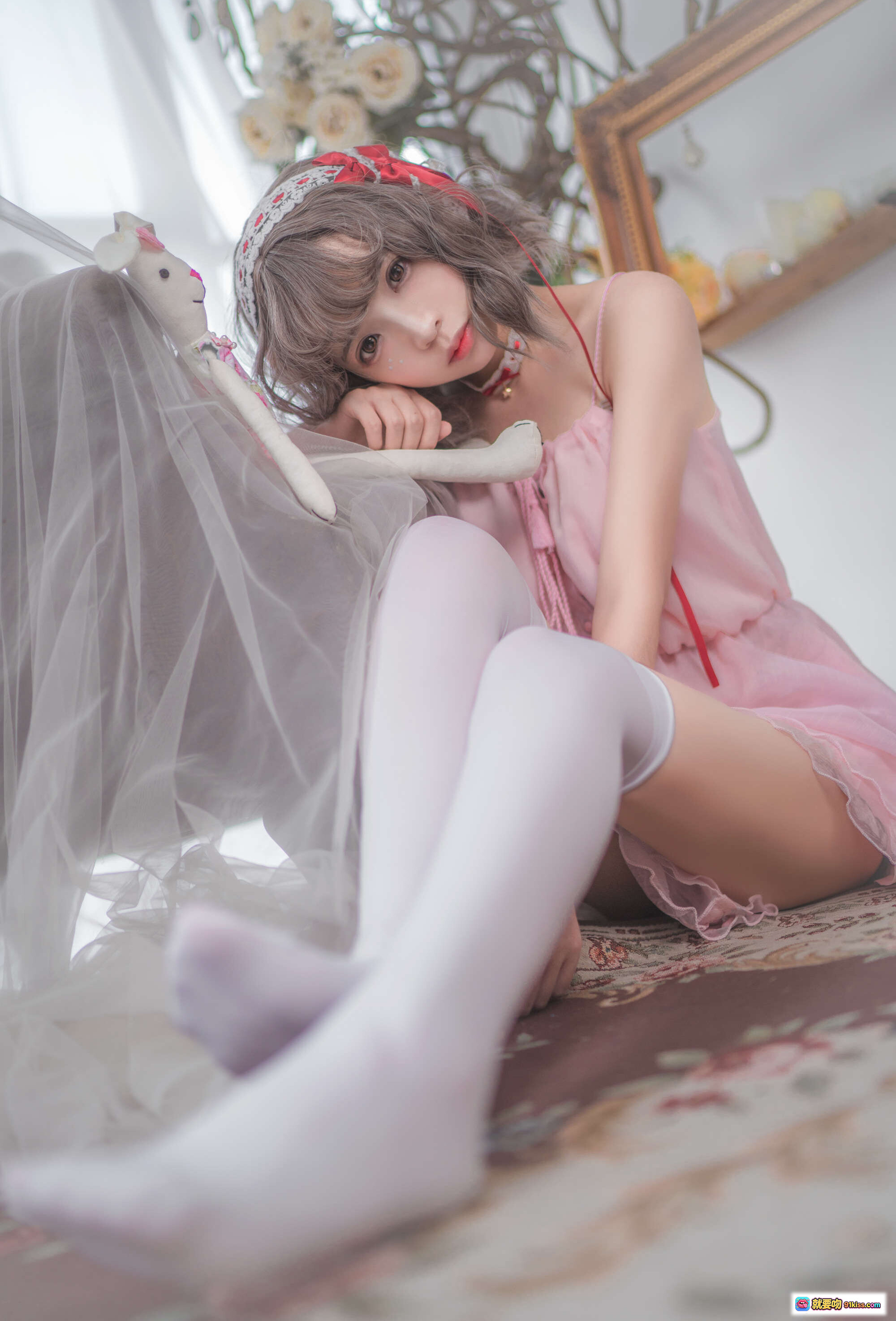 图片[5] - 疯猫ss NO.051 水手服睡衣写真 甜美少女粉裙白丝蕾丝头饰镜框纱幔梦幻风38P高清图集 - 就要吻