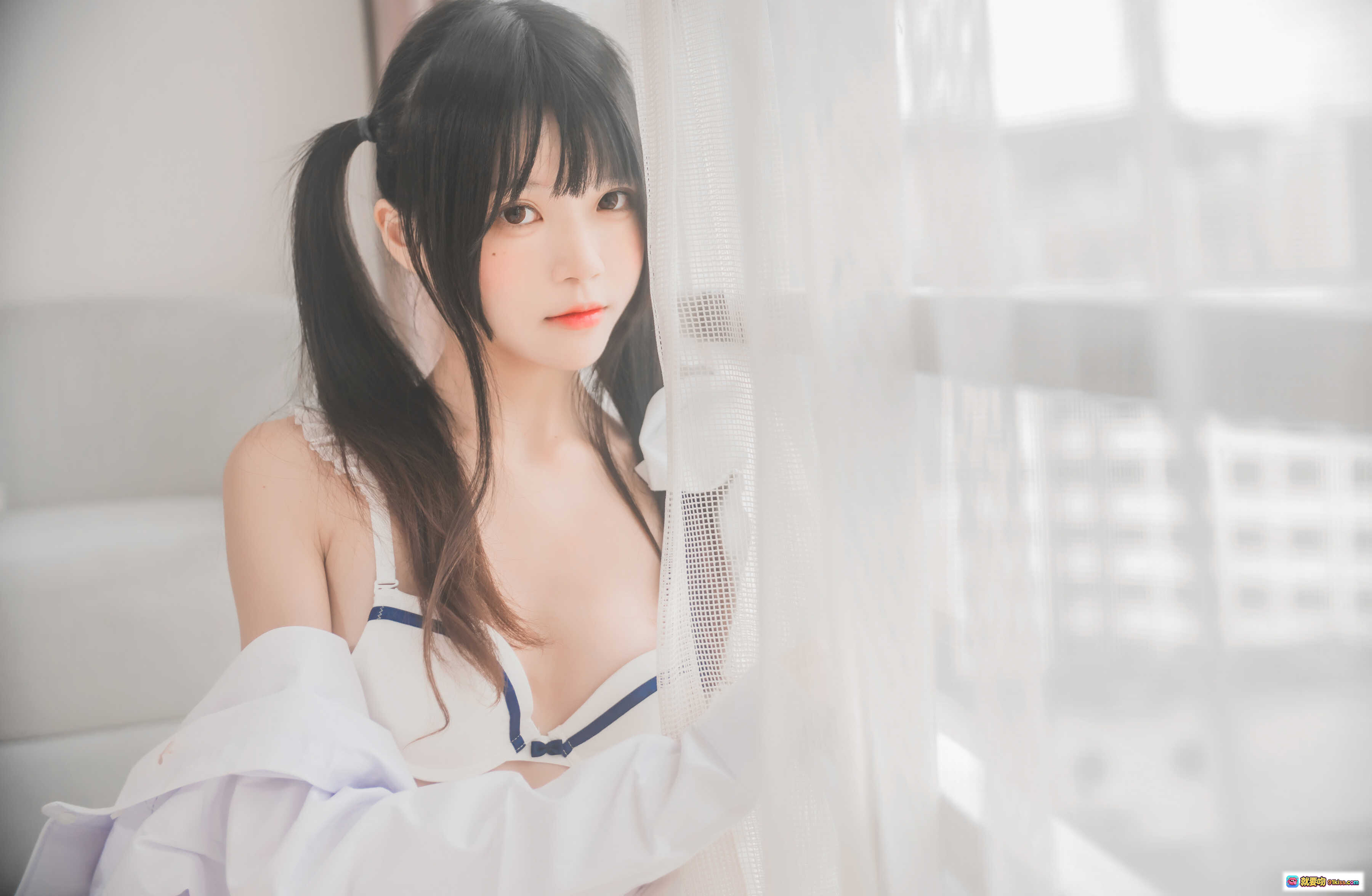 图片[6] - 桜桃喵002白衬衫双马尾写真｜清纯少女风｜日系甜美穿搭｜47P高清图集 - 就要吻