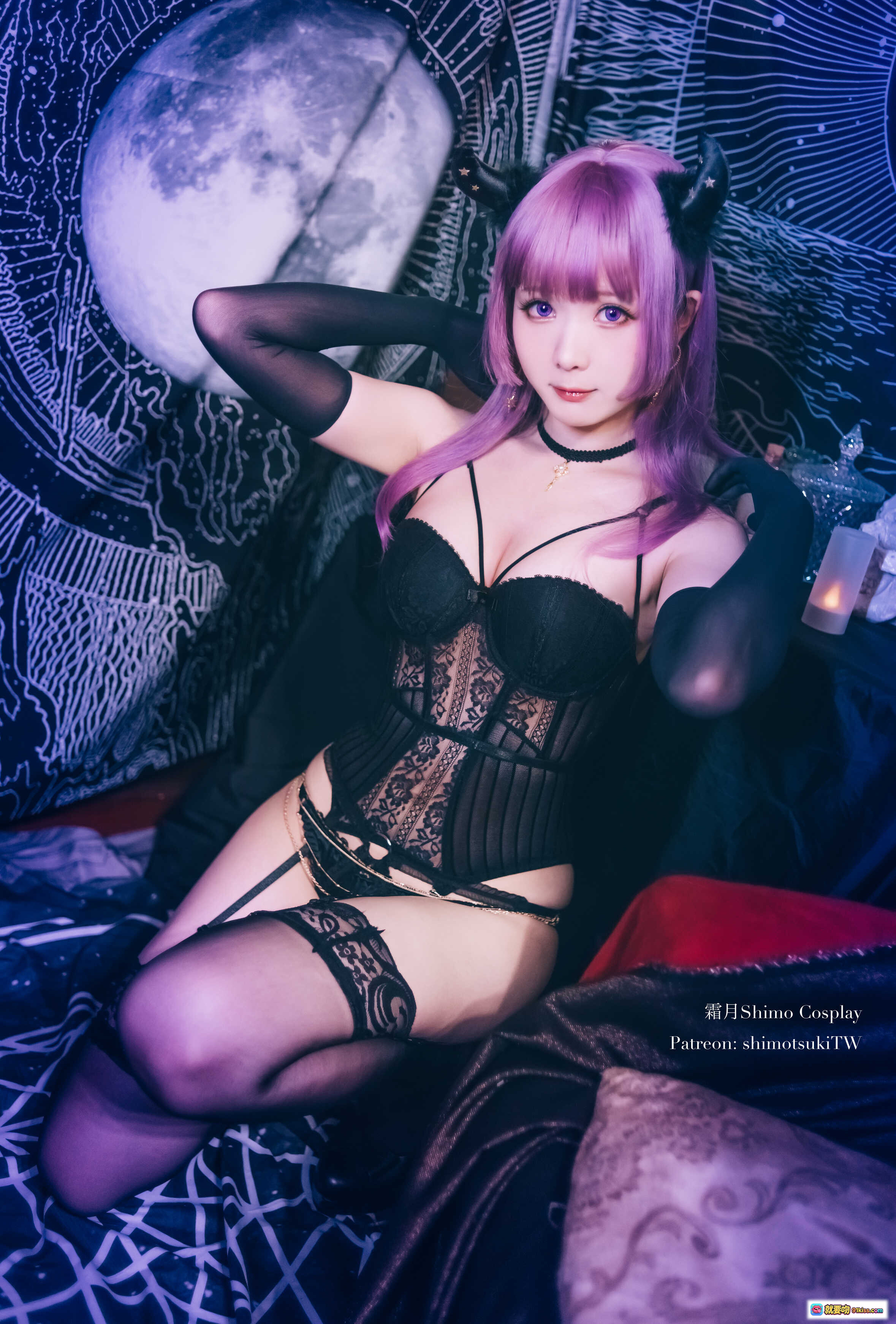 图片[2] - 霜月shimo NO.035 黑色蕾丝内衣写真 16P 383MB 紫发哥特风 月夜骷髅道具 暗黑系性感美少女 - 就要吻