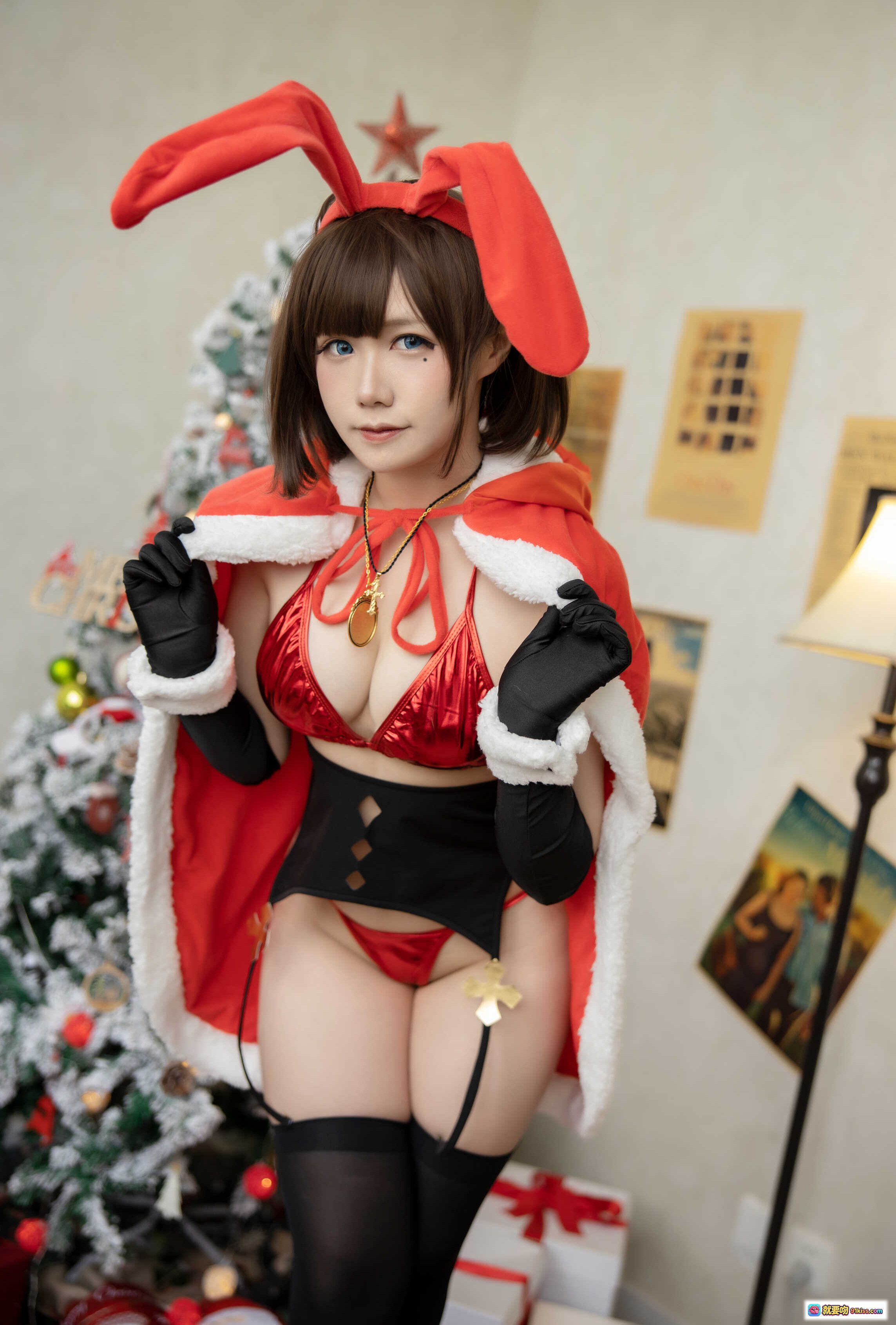 图片[5] - 麻花酱NO.023魔太郎圣诞兔装Cosplay写真｜红兔耳+圣诞树+黑丝美腿+节日氛围感大片 - 就要吻