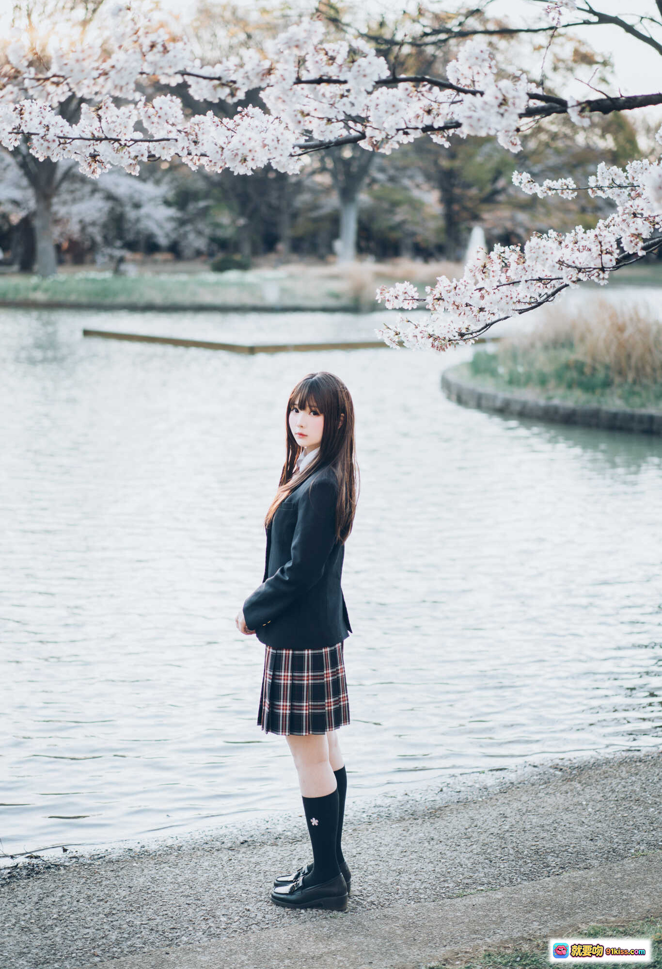 图片[4] - 霜月shimo NO.043 SPRING 厨房女仆装写真 54P高清图集 黑色比基尼+围裙 甜美少女风 烹饪场景实拍 78MB下载 - 就要吻