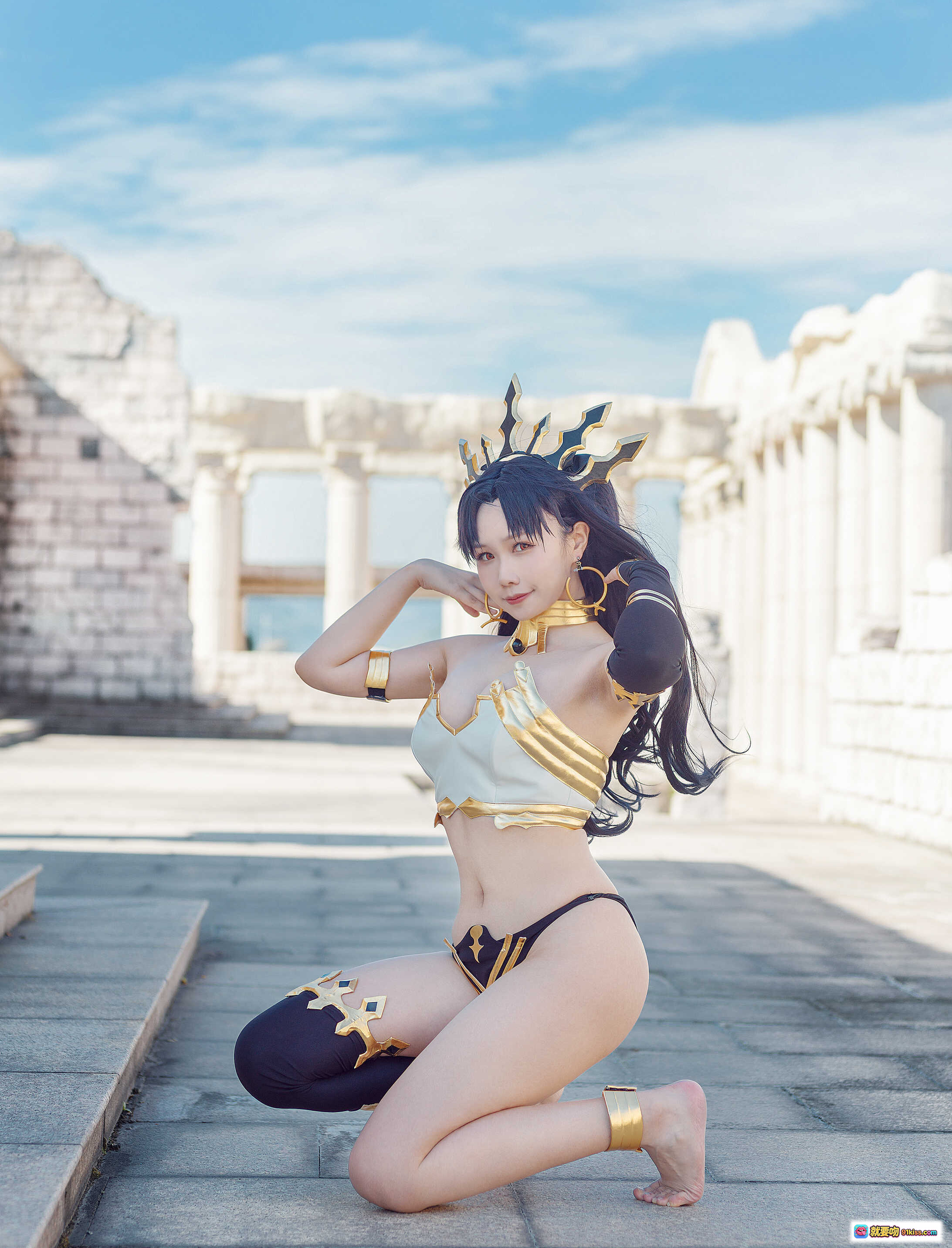 图片[6] - 麻花酱NO.008伊什塔尔COS写真｜古风神殿场景｜金黑配色华丽服饰｜精致头饰与腰饰｜性感比基尼造型｜高清31P摄影集 - 就要吻