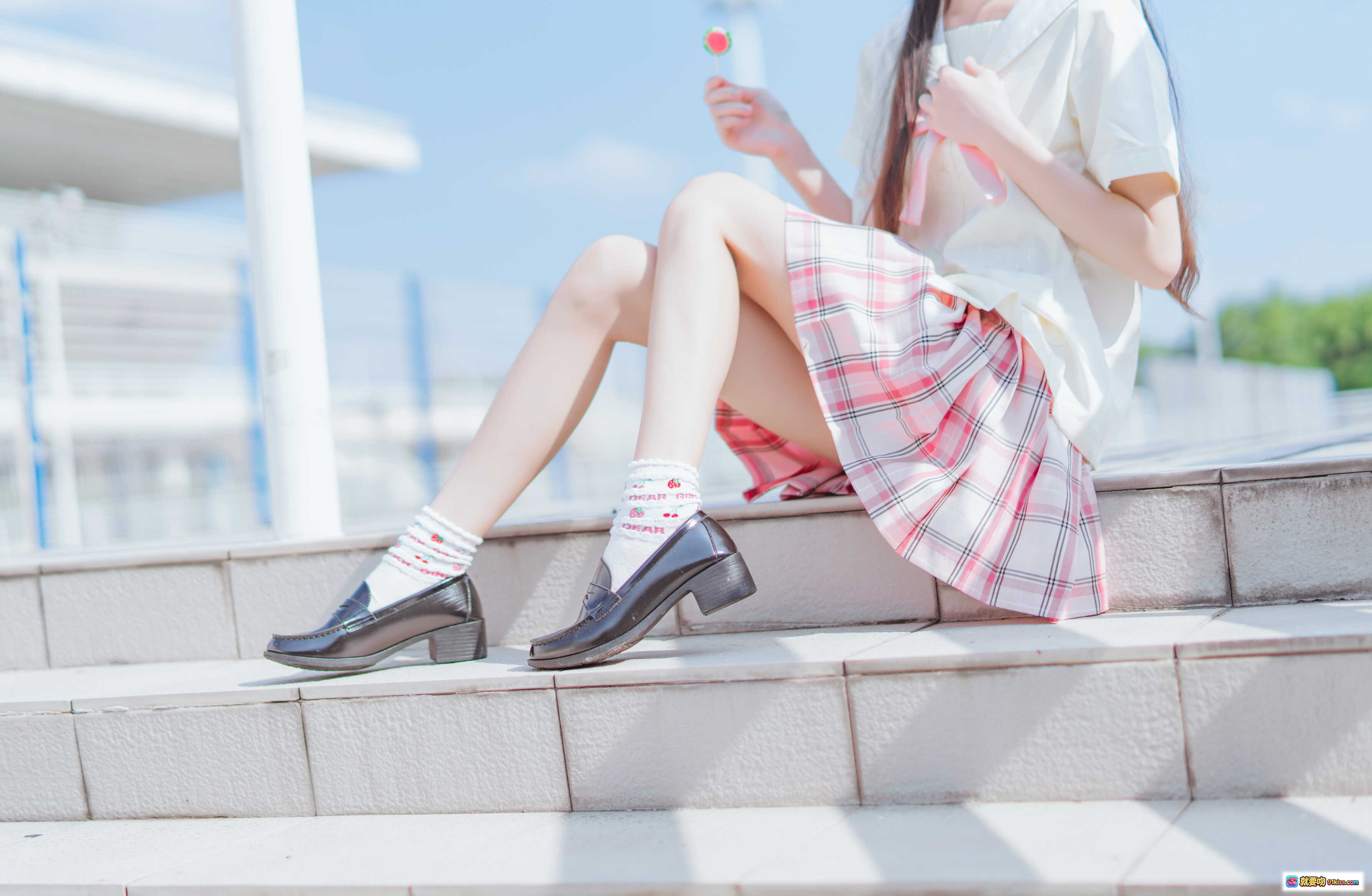 图片[3] - 桜桃喵052幼稚园写真集35P490MB 白色栏杆蓝天少女格裙清新日系风格美腿特写 - 就要吻