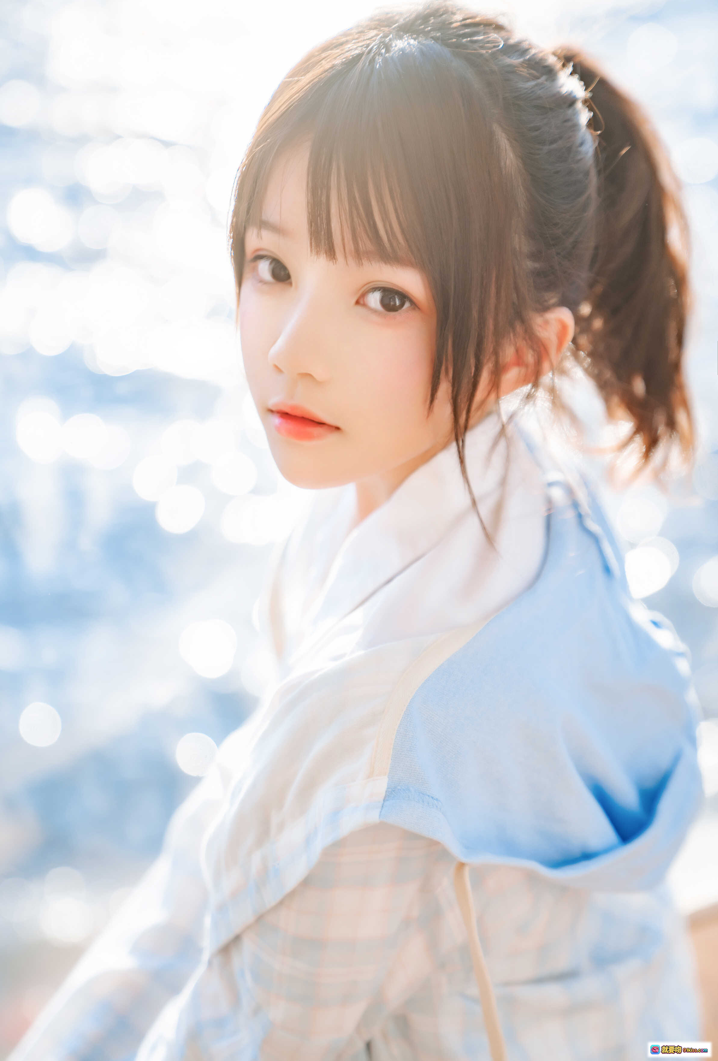 图片[8] - 桜桃喵080感光写真集｜清新JK制服少女窗边逆光侧颜｜格纹百褶裙白衬衫甜美风｜30P高清摄影图集 - 就要吻