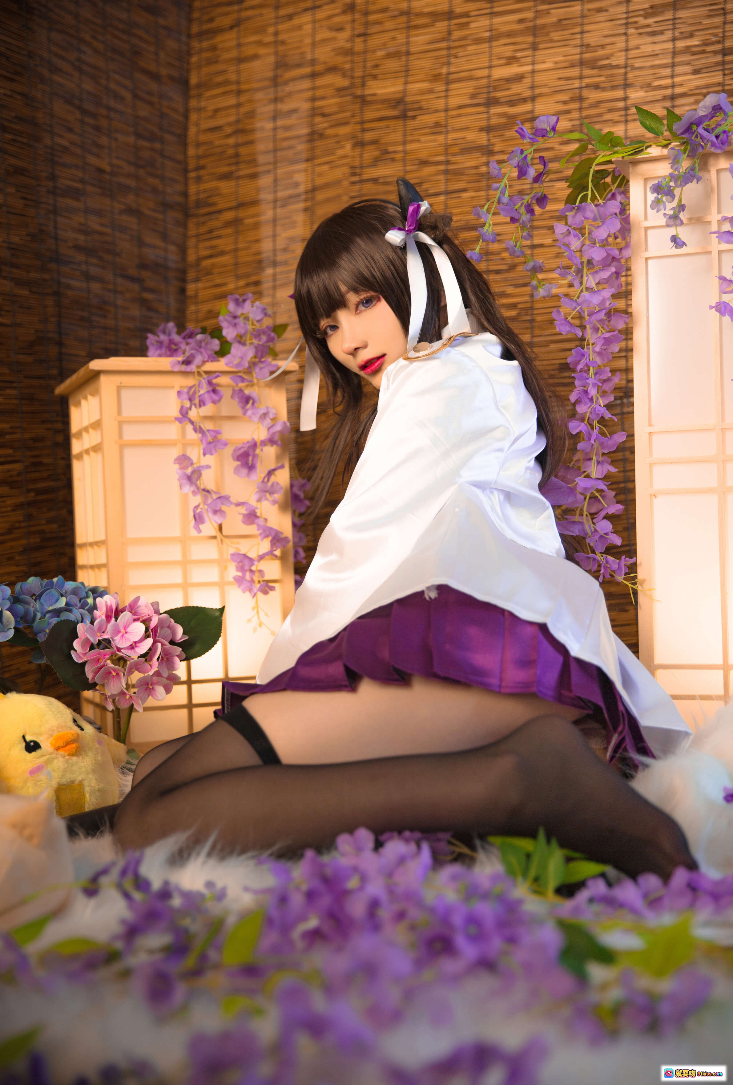 图片[3] - 起司块wii NO.025 樫野 cos写真集 | 白紫和风服饰 | 黑丝美腿 | 紫藤花背景 | 日式竹帘场景 | 37P高清图包 - 就要吻