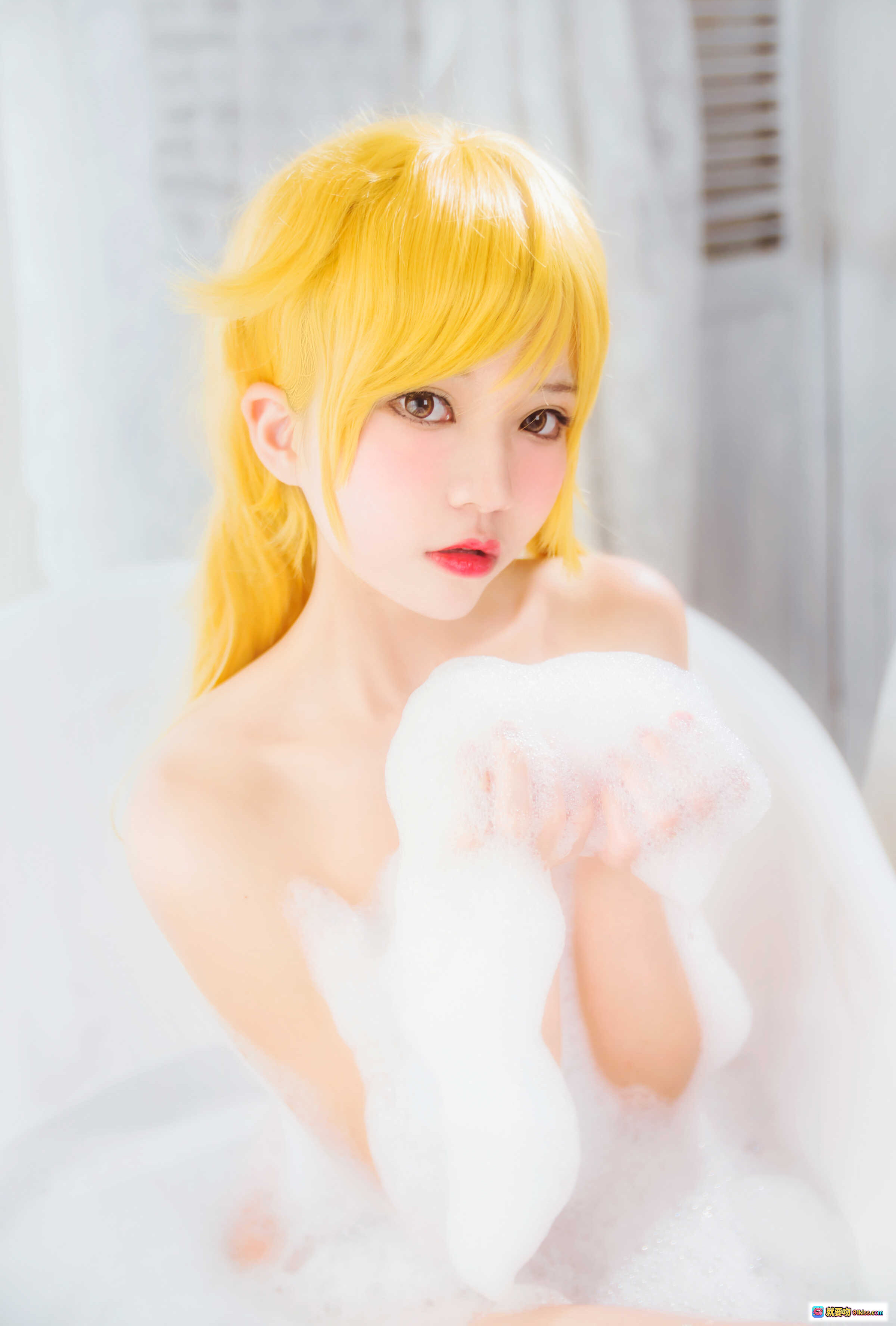 图片[2] - 桜桃喵036小忍浴缸写真｜金发少女泡澡美图｜50P高清私房照｜浴室泡泡氛围感Cosplay - 就要吻