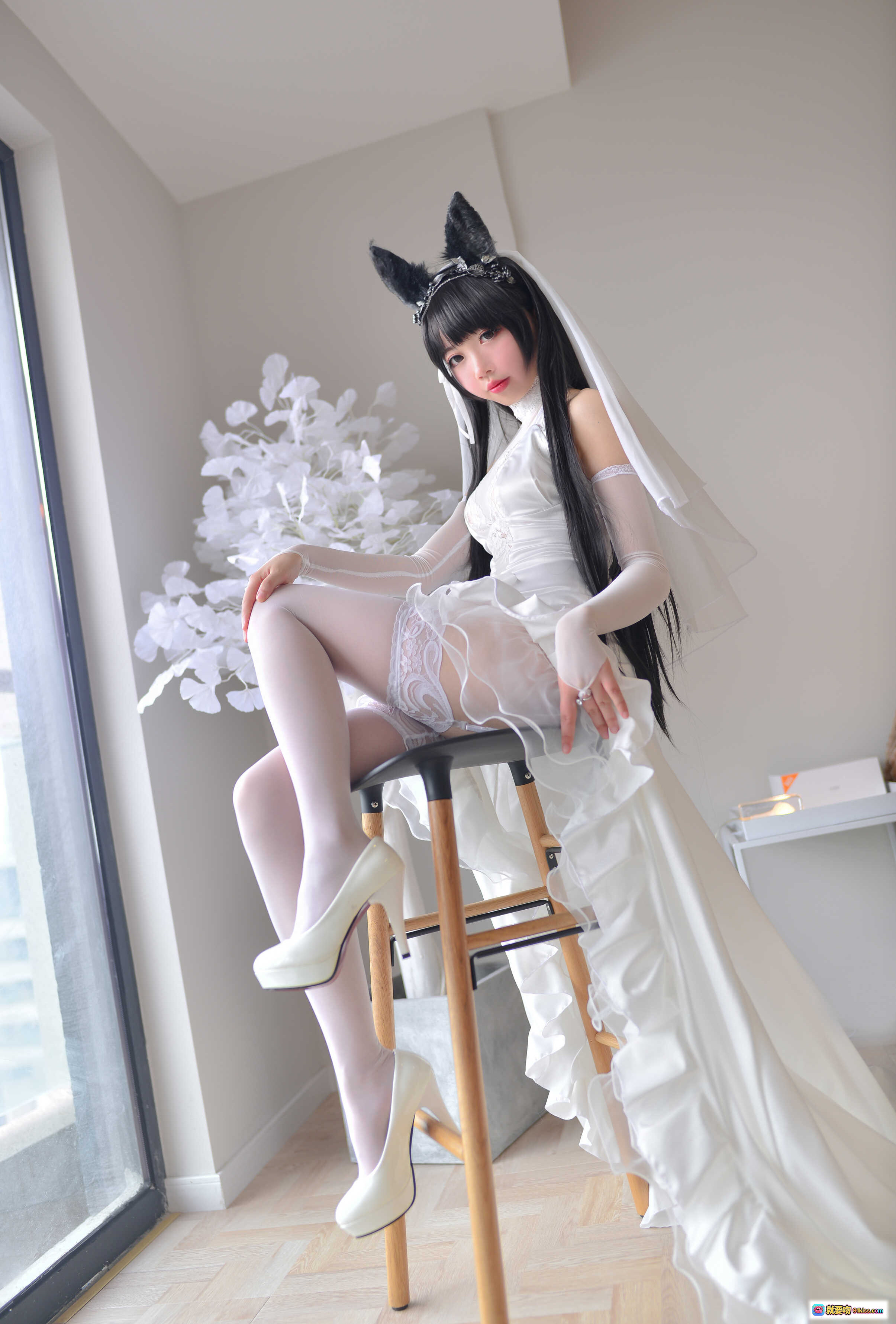 图片[4] - 雪琪SAMA NO.003 爱宕婚纱Cosplay 白色蕾丝猫耳新娘装 高楼窗边写真 38P高清图集 - 就要吻