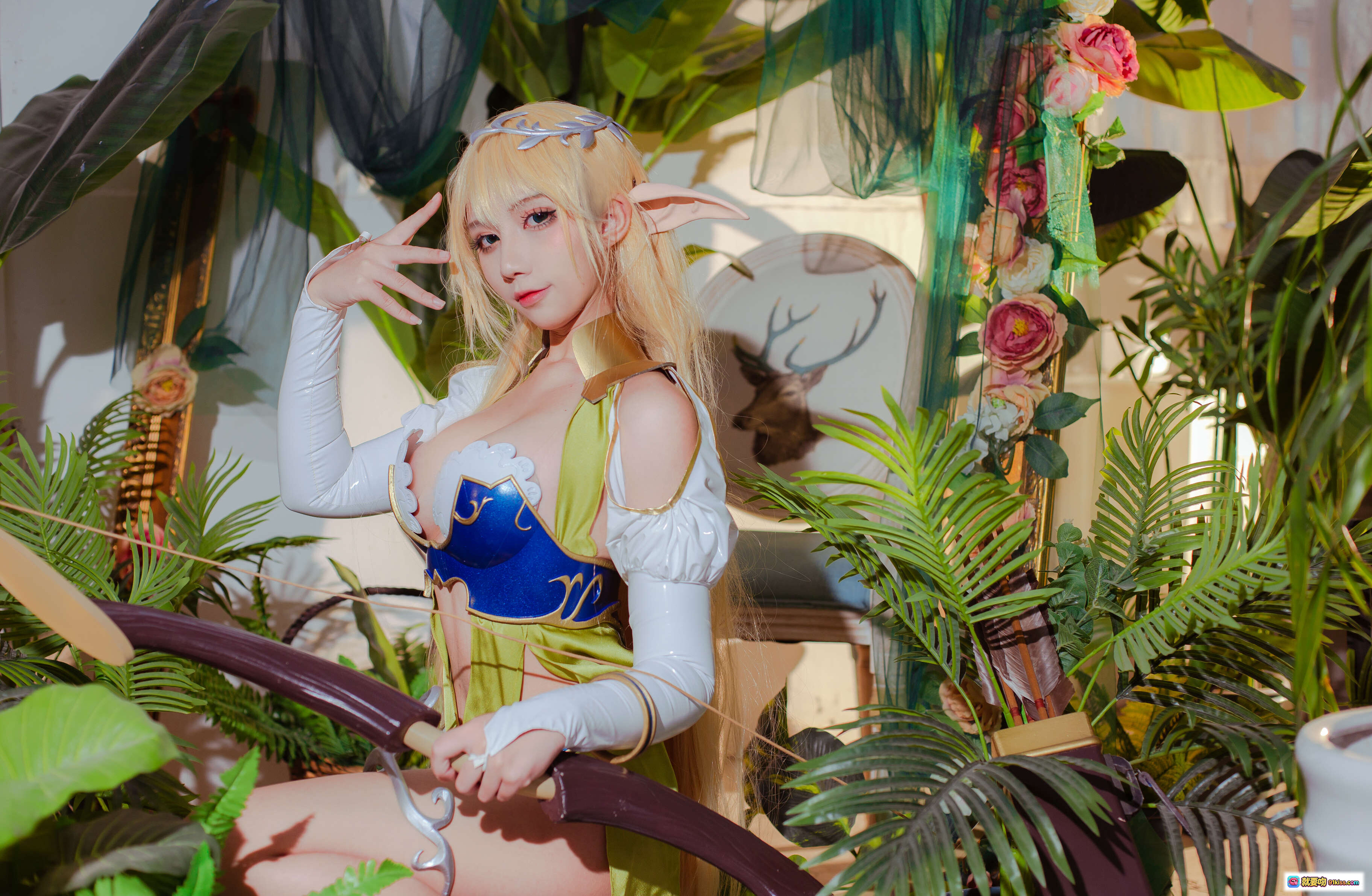 图片[2] - 九曲Jean NO.046 精灵村 Cosplay 精美写真 金发精灵耳 白蓝服饰 优雅坐姿 床上场景 高清77P 969MB - 就要吻