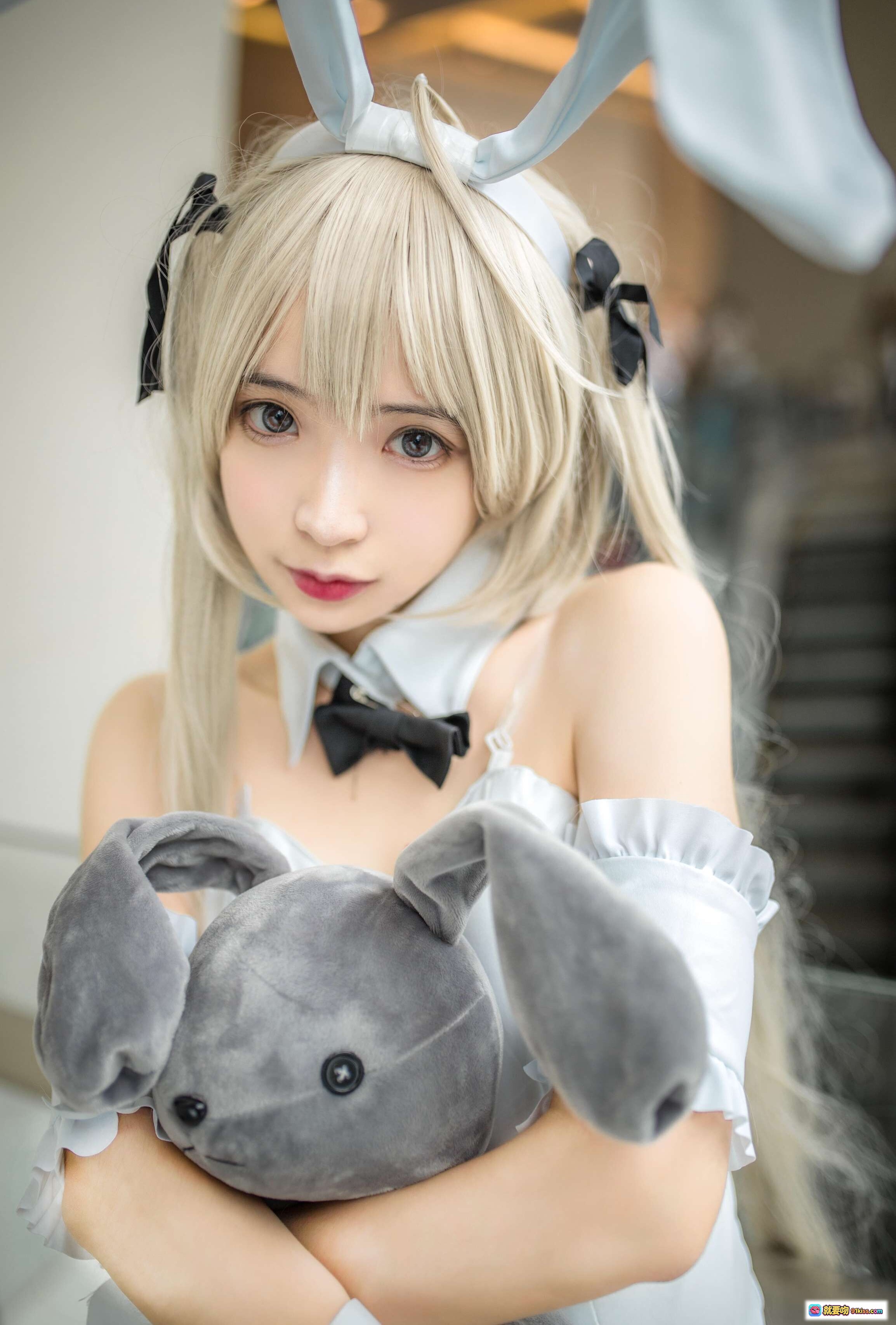 图片[8] - 疯猫ss NO.090 穹妹兔女郎cosplay 白色制服黑丝美腿 双马尾兔耳萌系写真 13P高清图集 - 就要吻