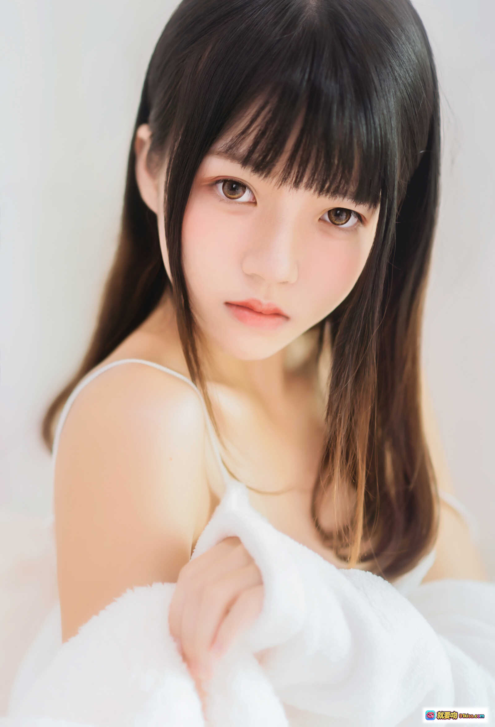 图片[2] - 桜桃喵015冬眠写真集 | 清纯少女白裙浴巾私房照 | 38P高清美图 | 日系甜美风格 | 软萌可爱氛围感 - 就要吻