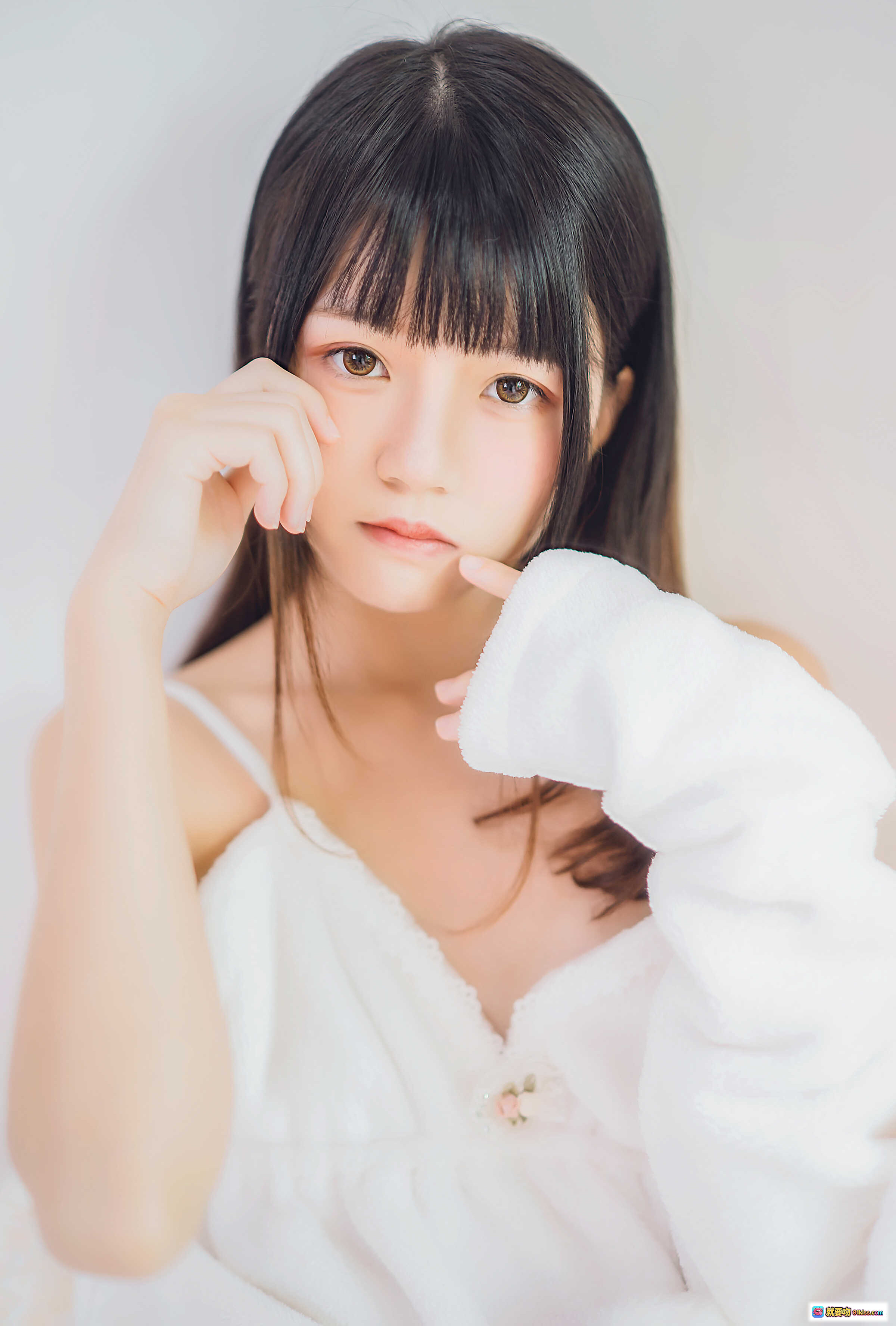 图片[8] - 桜桃喵015冬眠写真集 | 清纯少女白裙浴巾私房照 | 38P高清美图 | 日系甜美风格 | 软萌可爱氛围感 - 就要吻