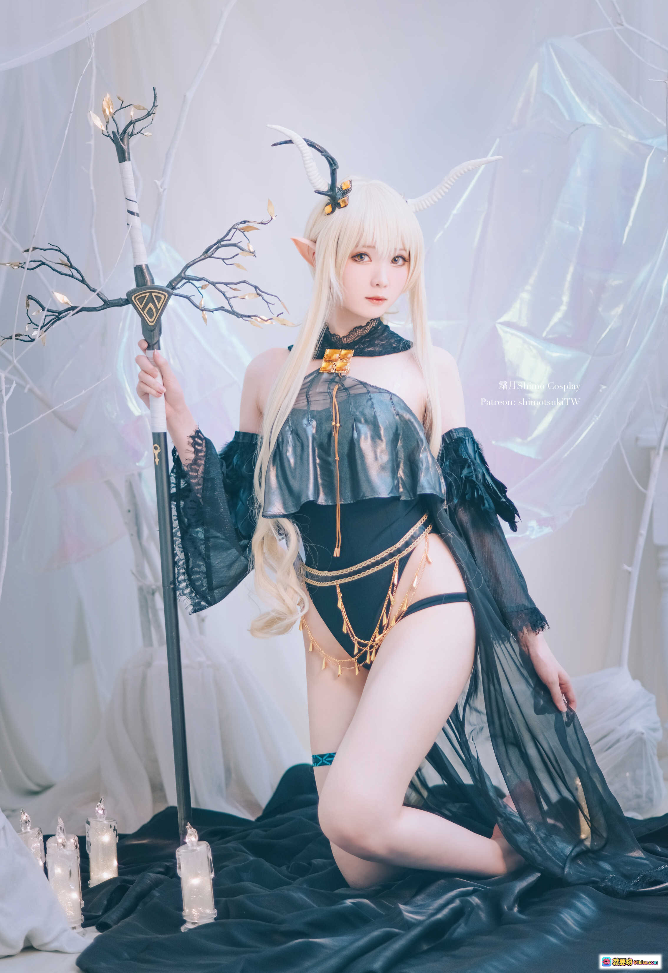 图片[9] - 霜月shimo NO.028 明日方舟闪灵cosplay 黑金蕾丝精灵耳角饰 持法杖氛围感写真 17P高清图集 - 就要吻